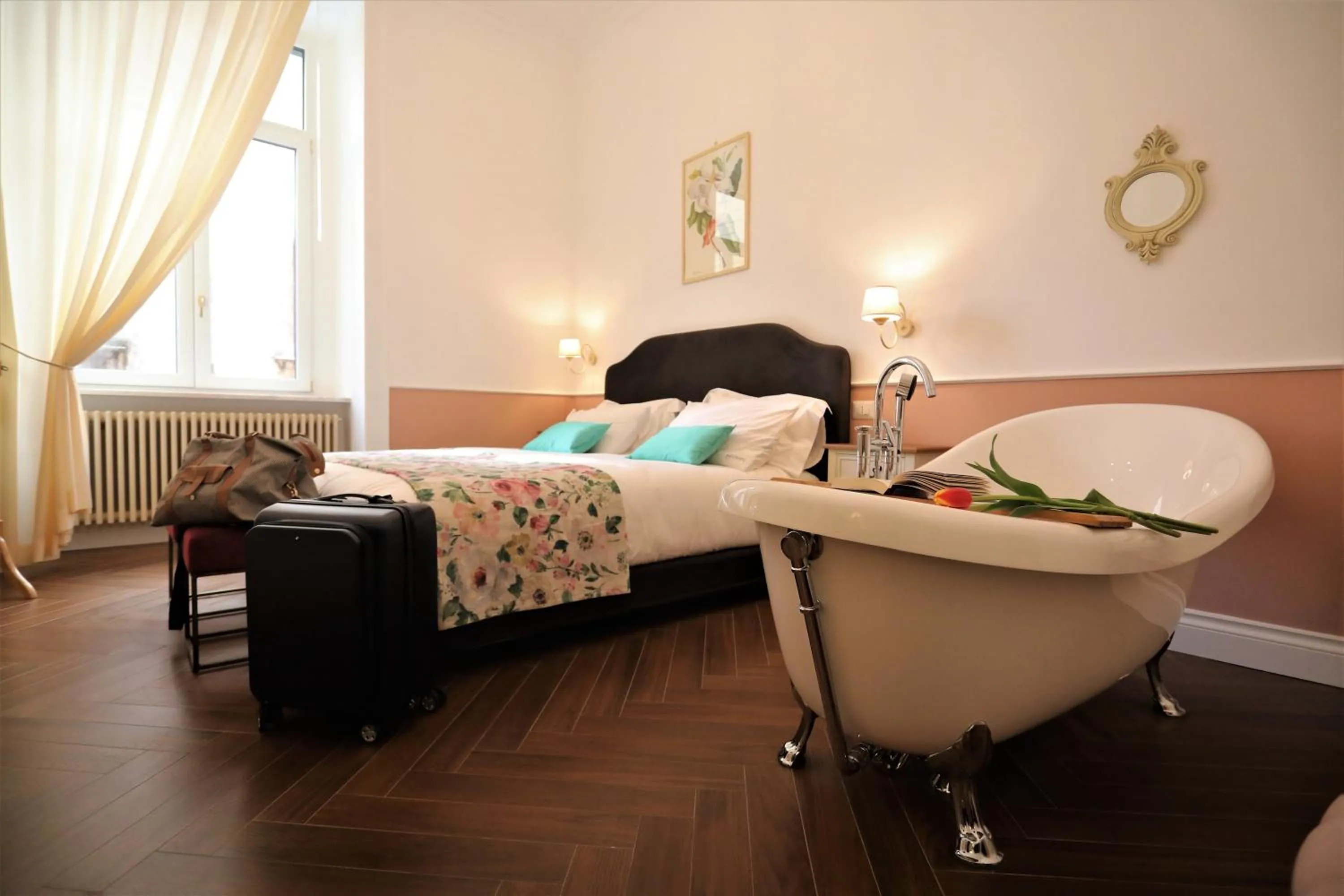 Bed in Macchiato Suites Boutique Guest House