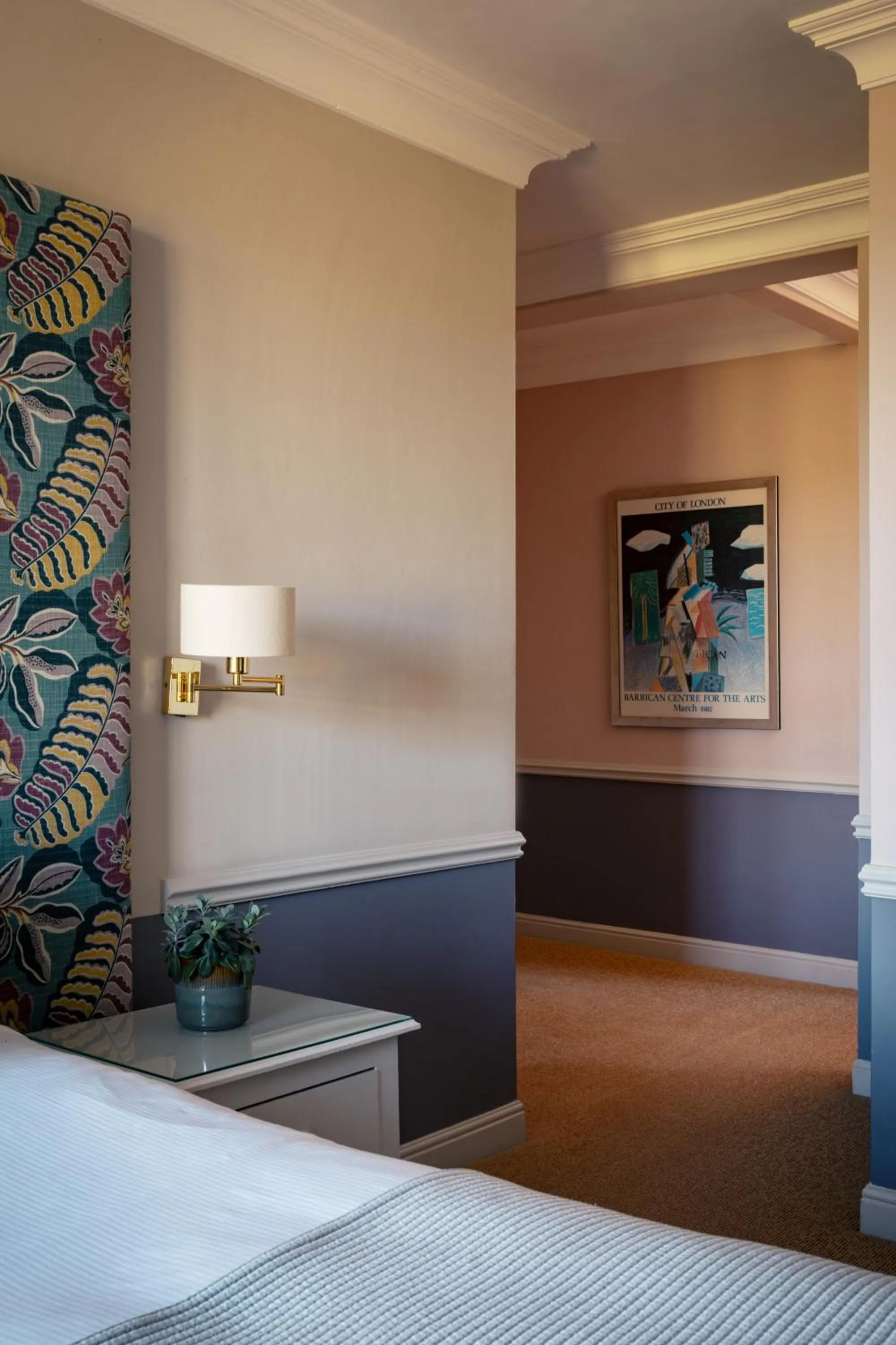 Bedroom, Bed in The Fell Hotel