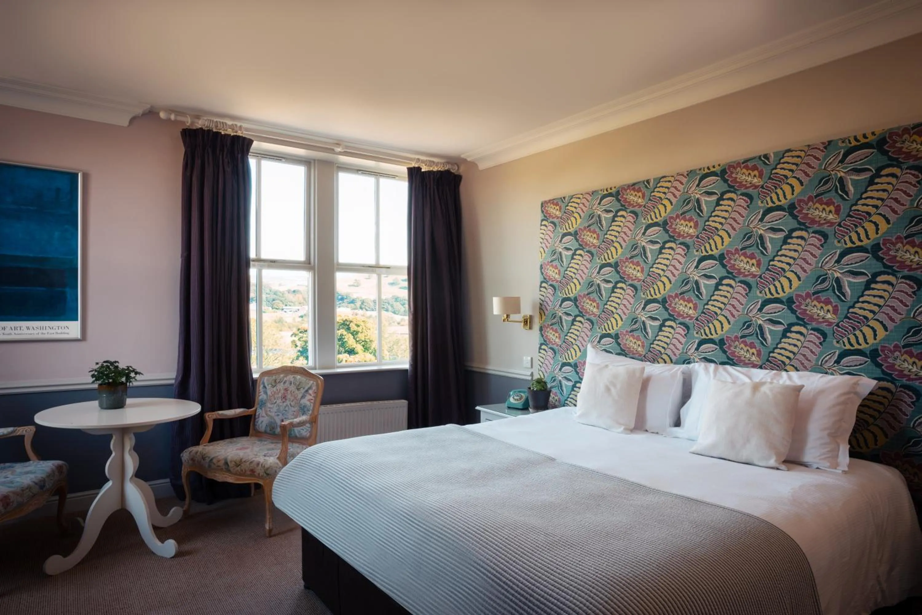 Bedroom, Bed in The Fell Hotel