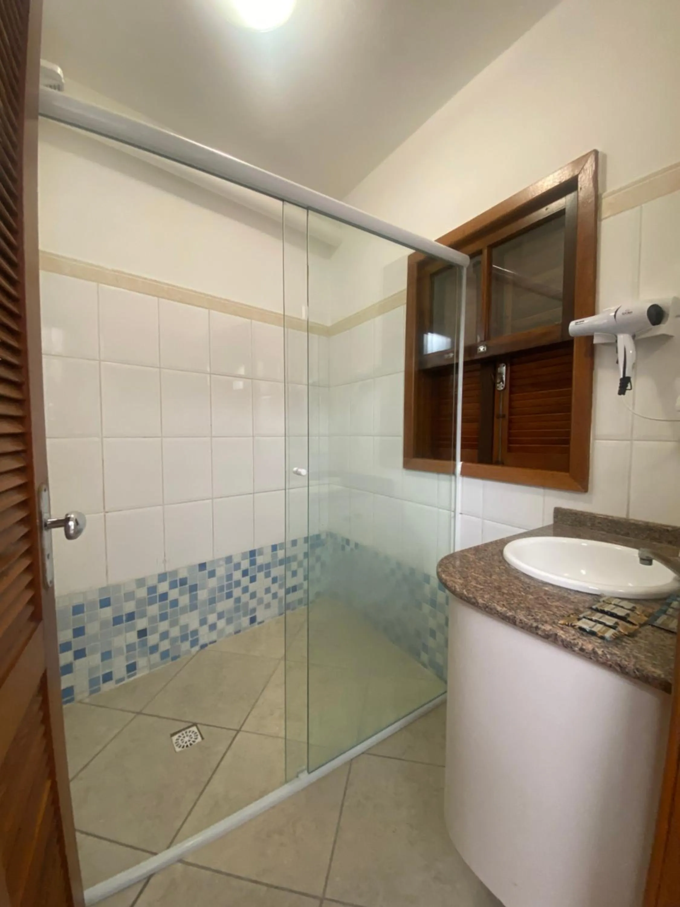 Shower in GH Bizkaia