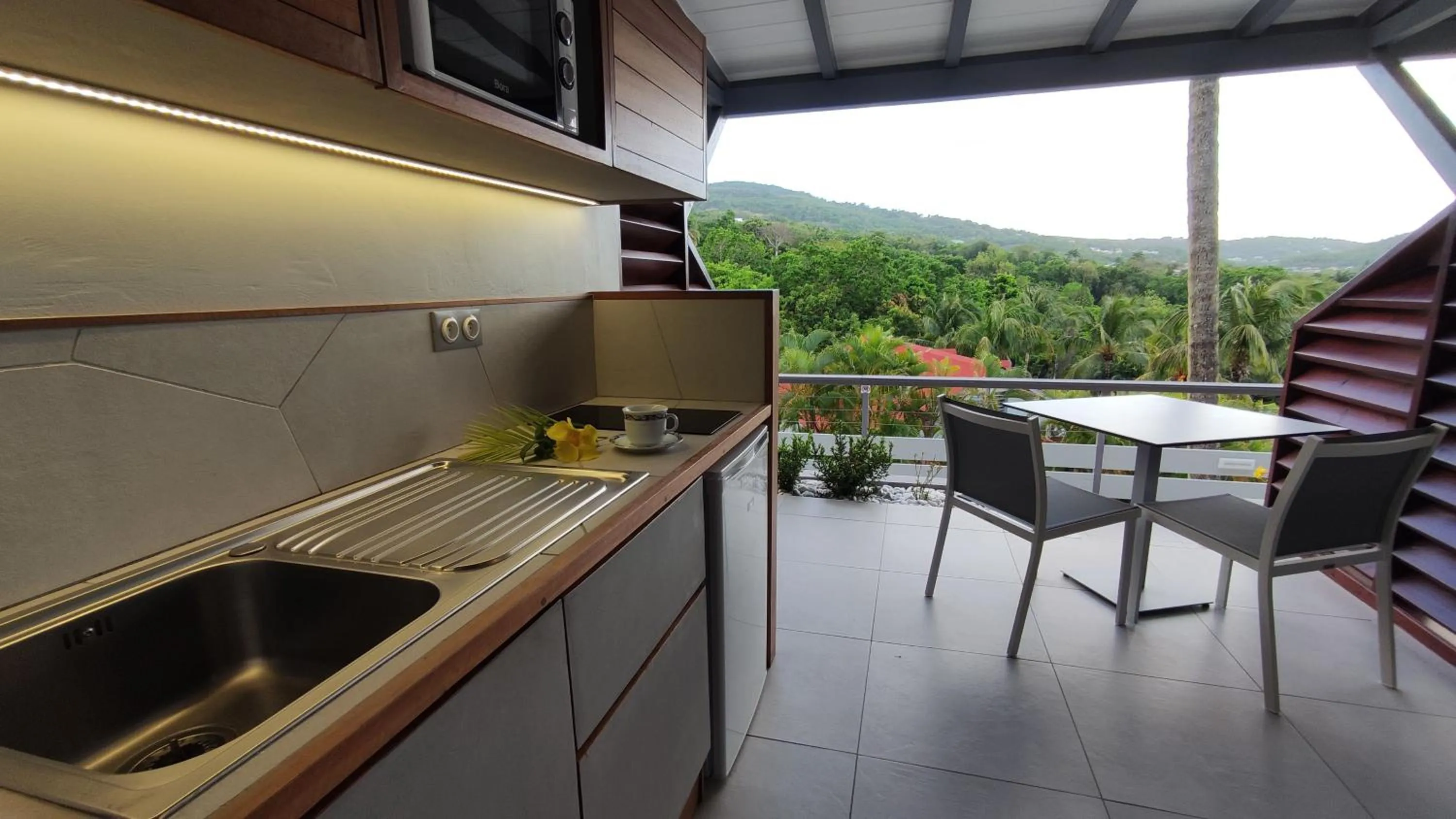 Kitchen or kitchenette in Habitation Grande Anse Résidence hôtelière