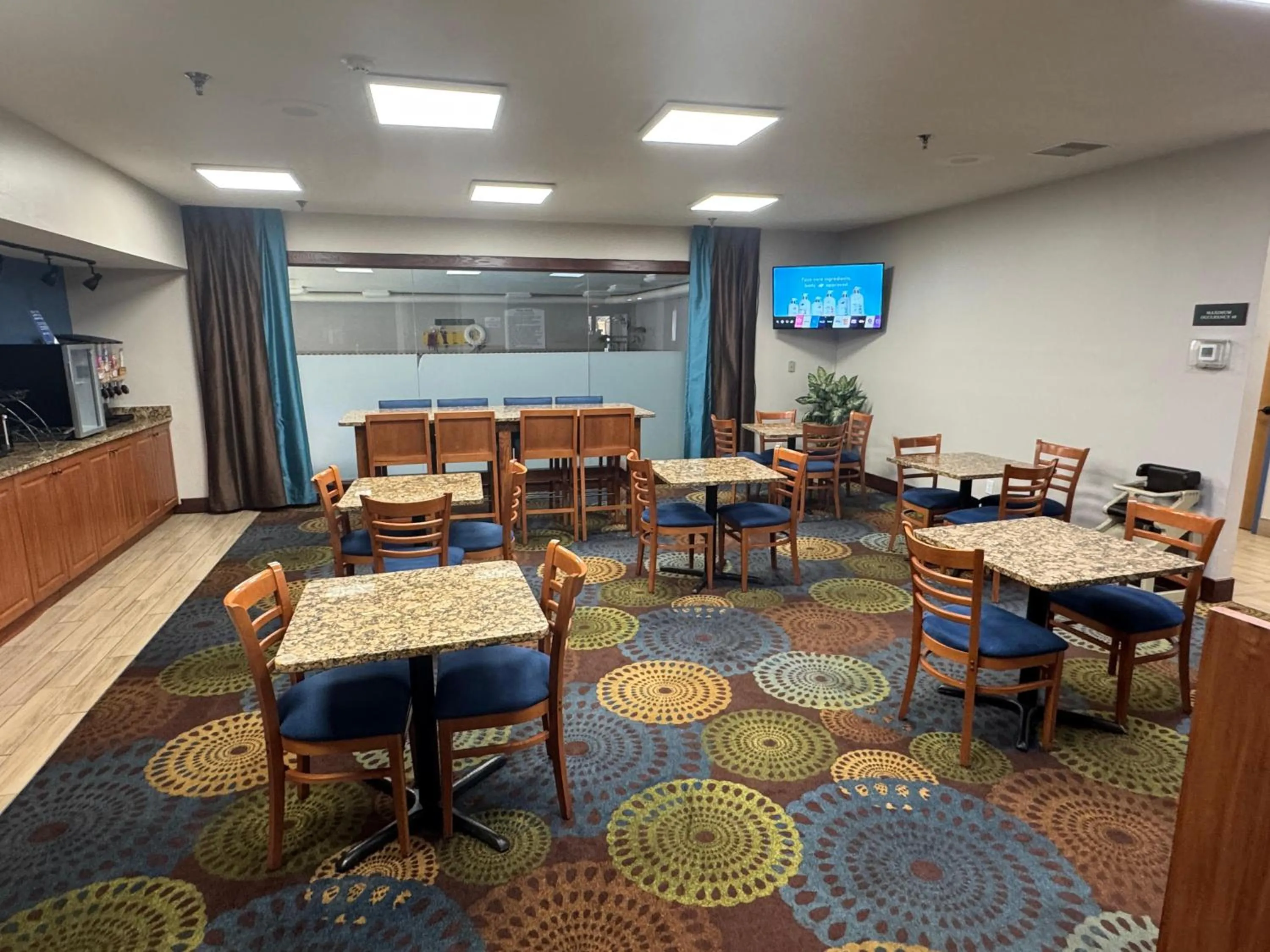 Breakfast in Baymont by Wyndham Mishawaka South Bend Area