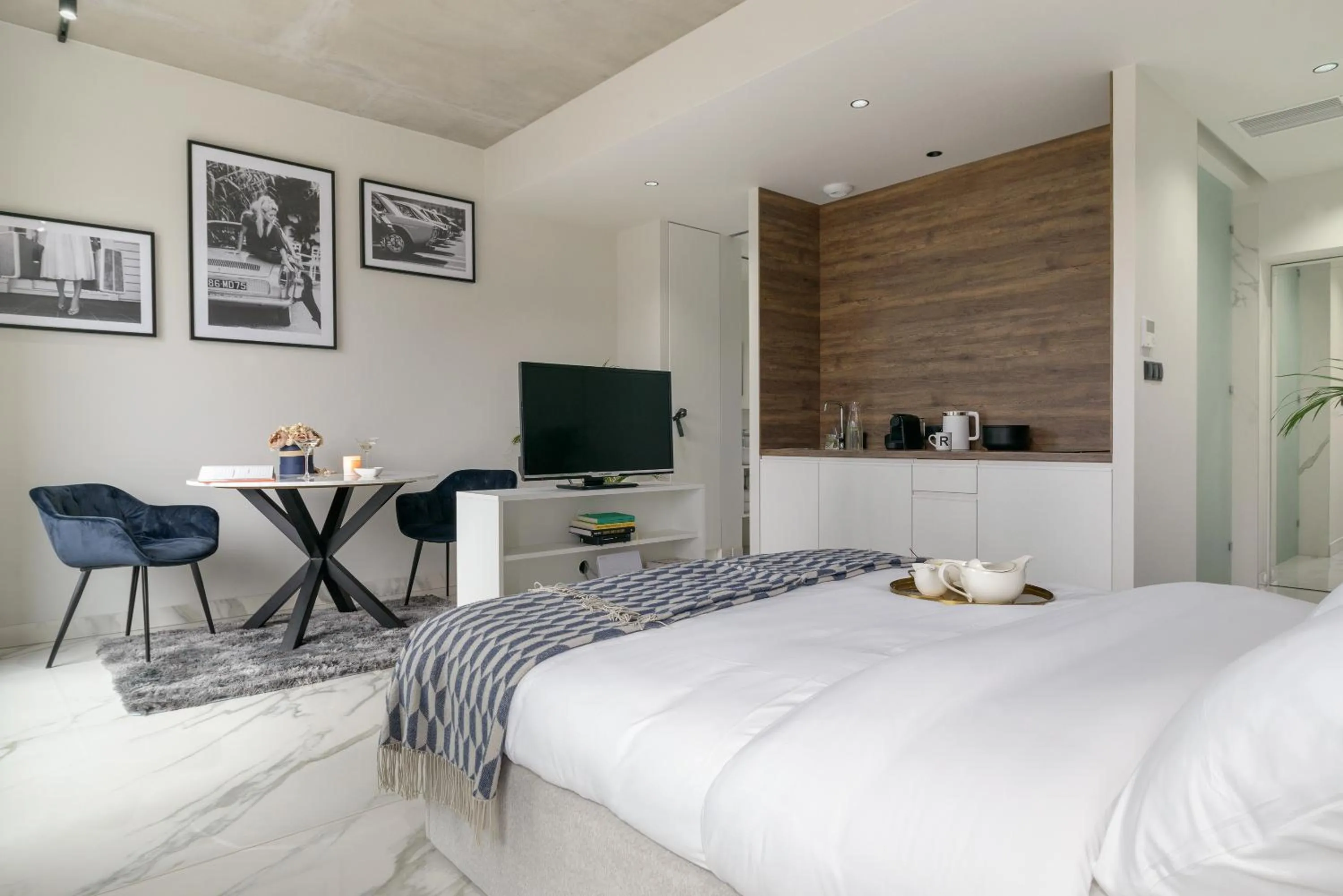 Photo of the whole room, Bed in Centro Design Apartments - Półwiejska