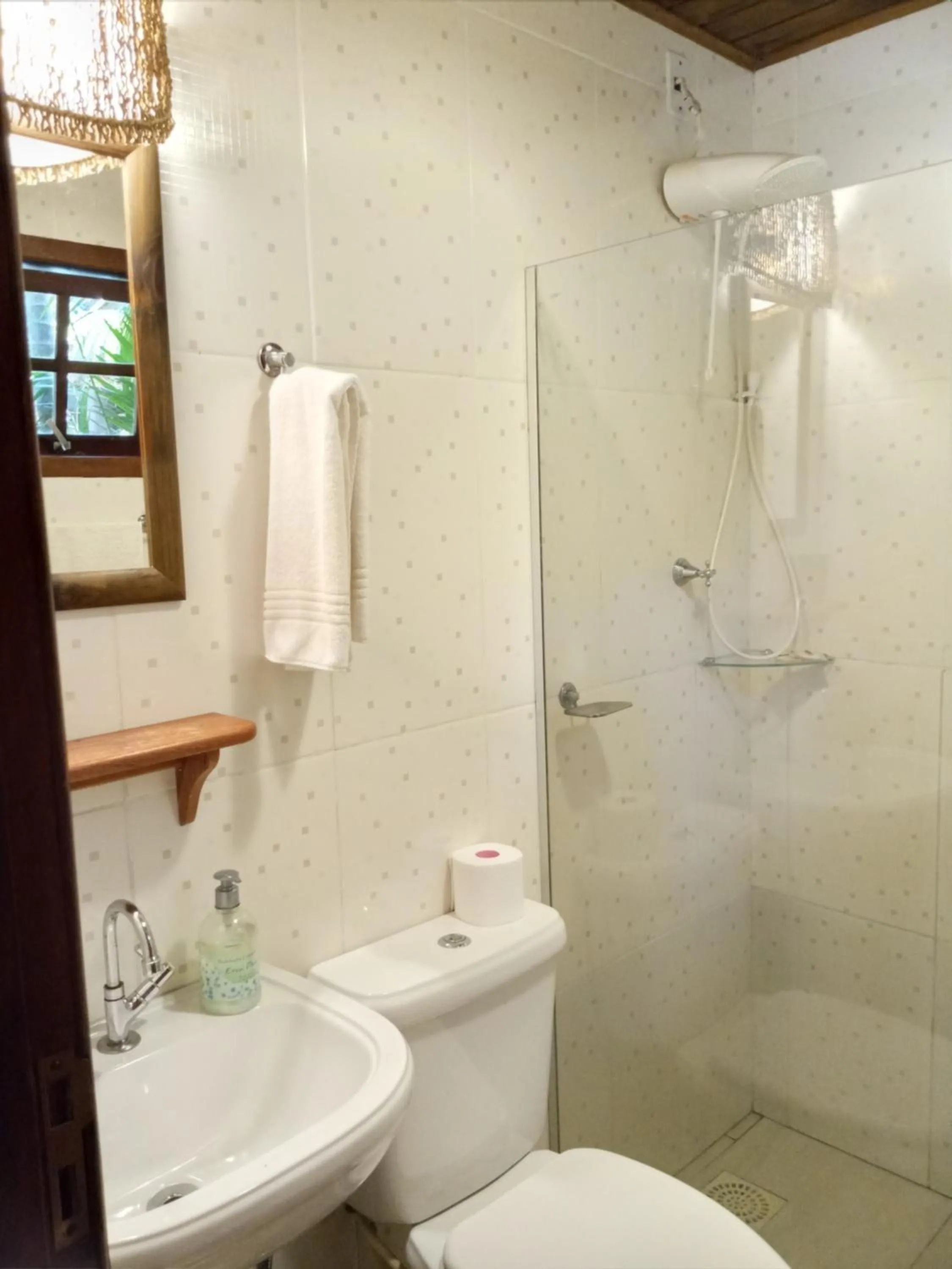 Bathroom in Pousada Rosa & Canela