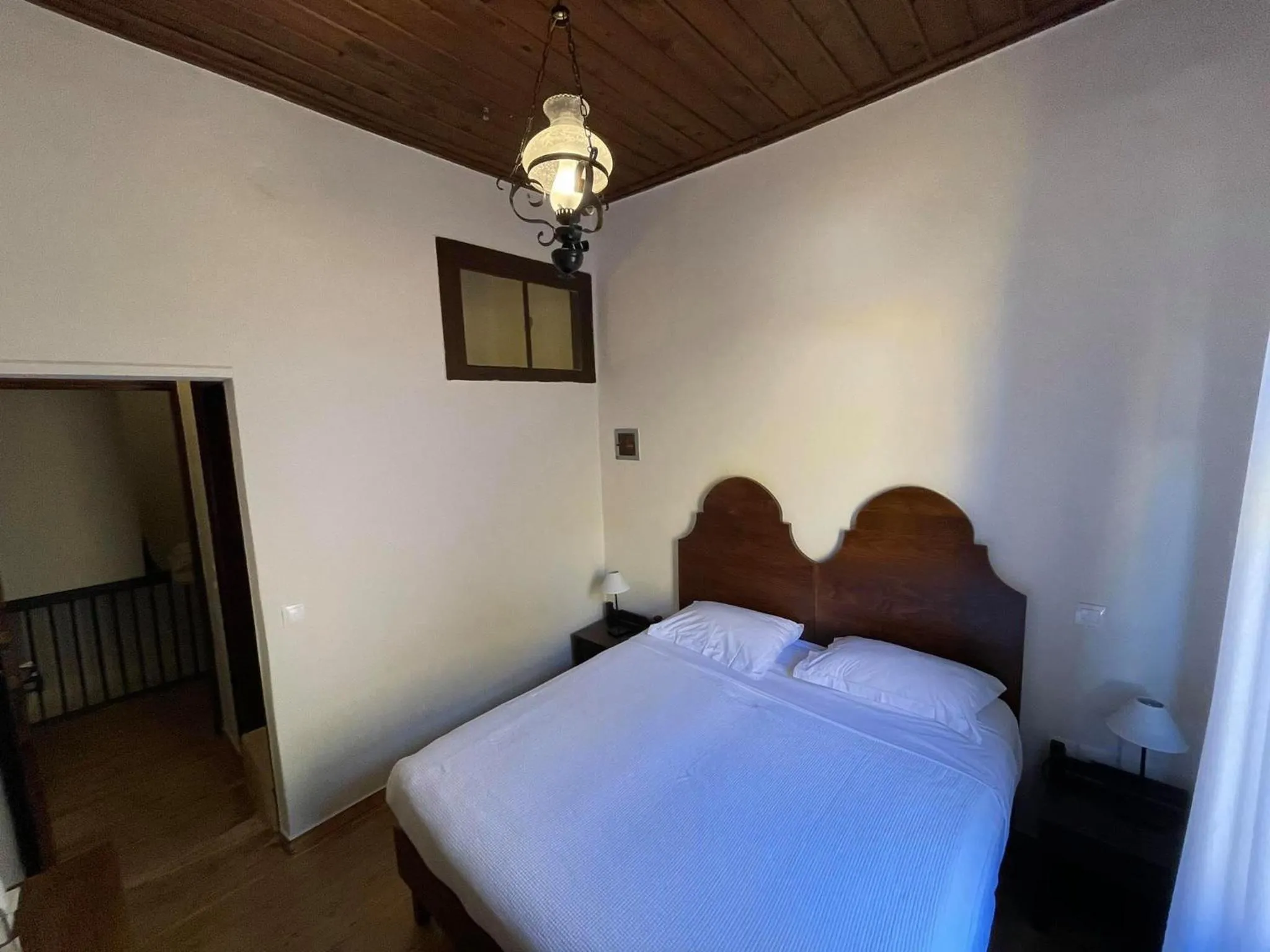 Photo of the whole room, Bed in Captain Vasilis Hotel