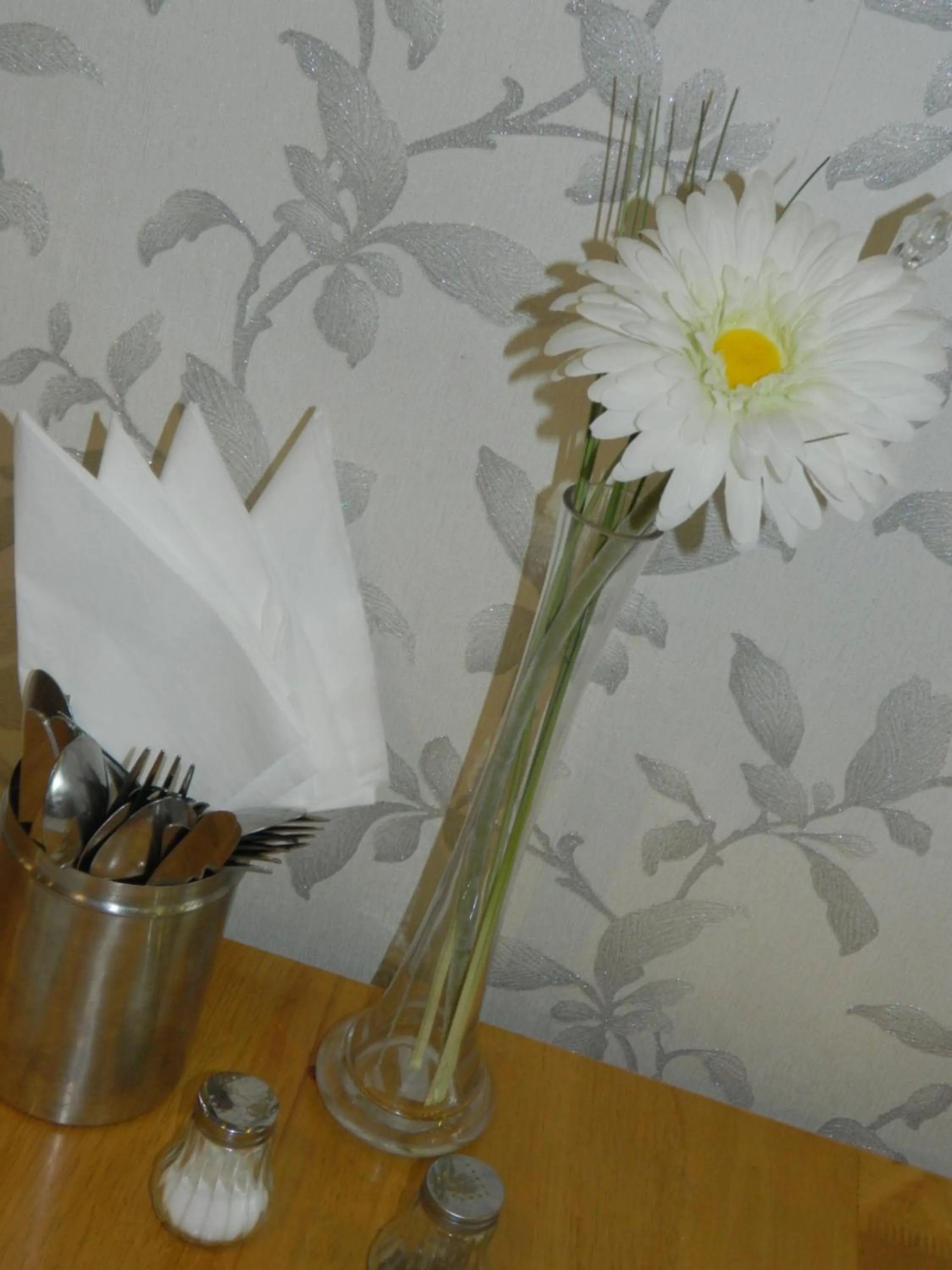 Breakfast in Ocean Bay