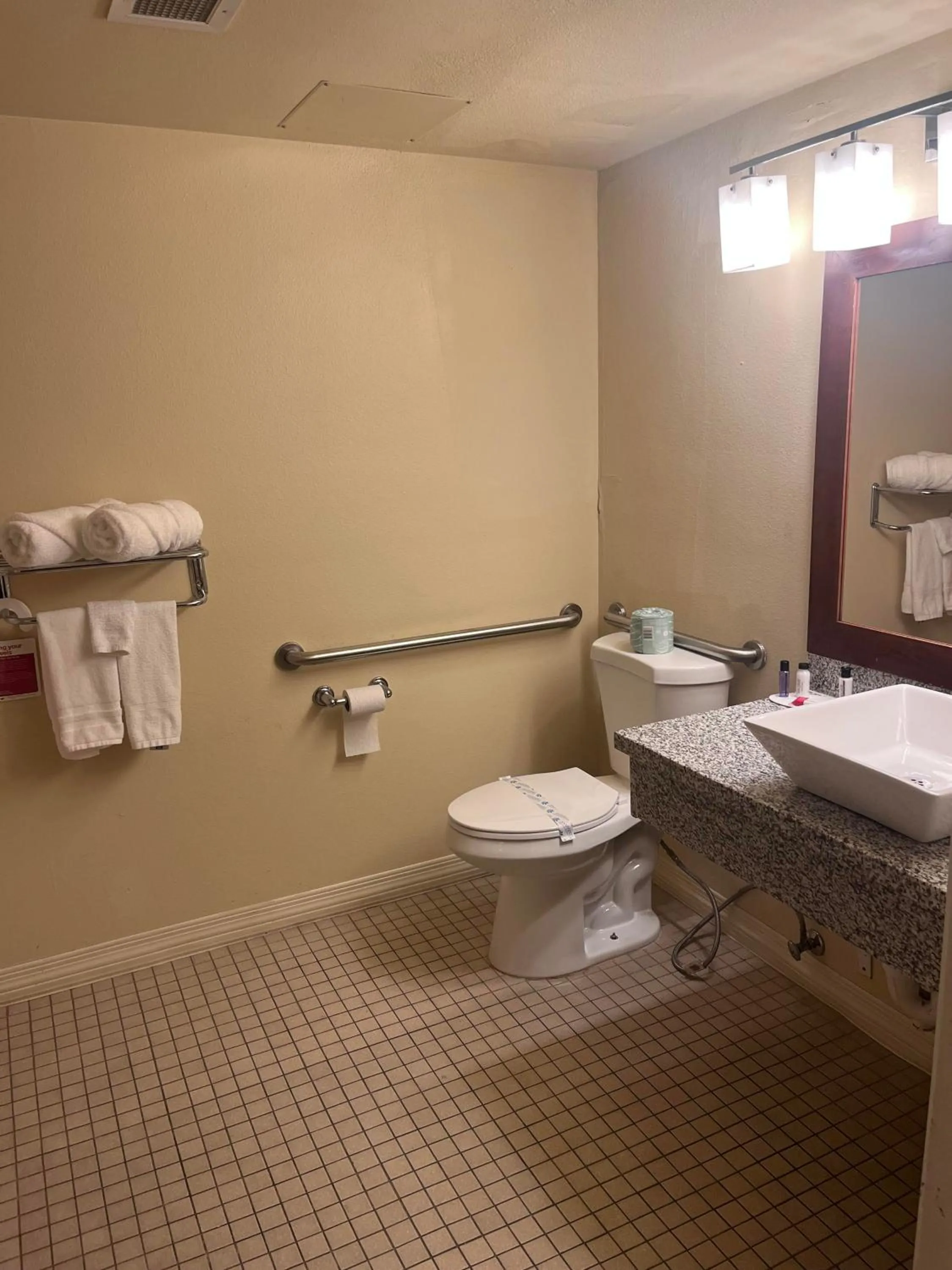 Ramada Downtown by Wyndham Anchorage