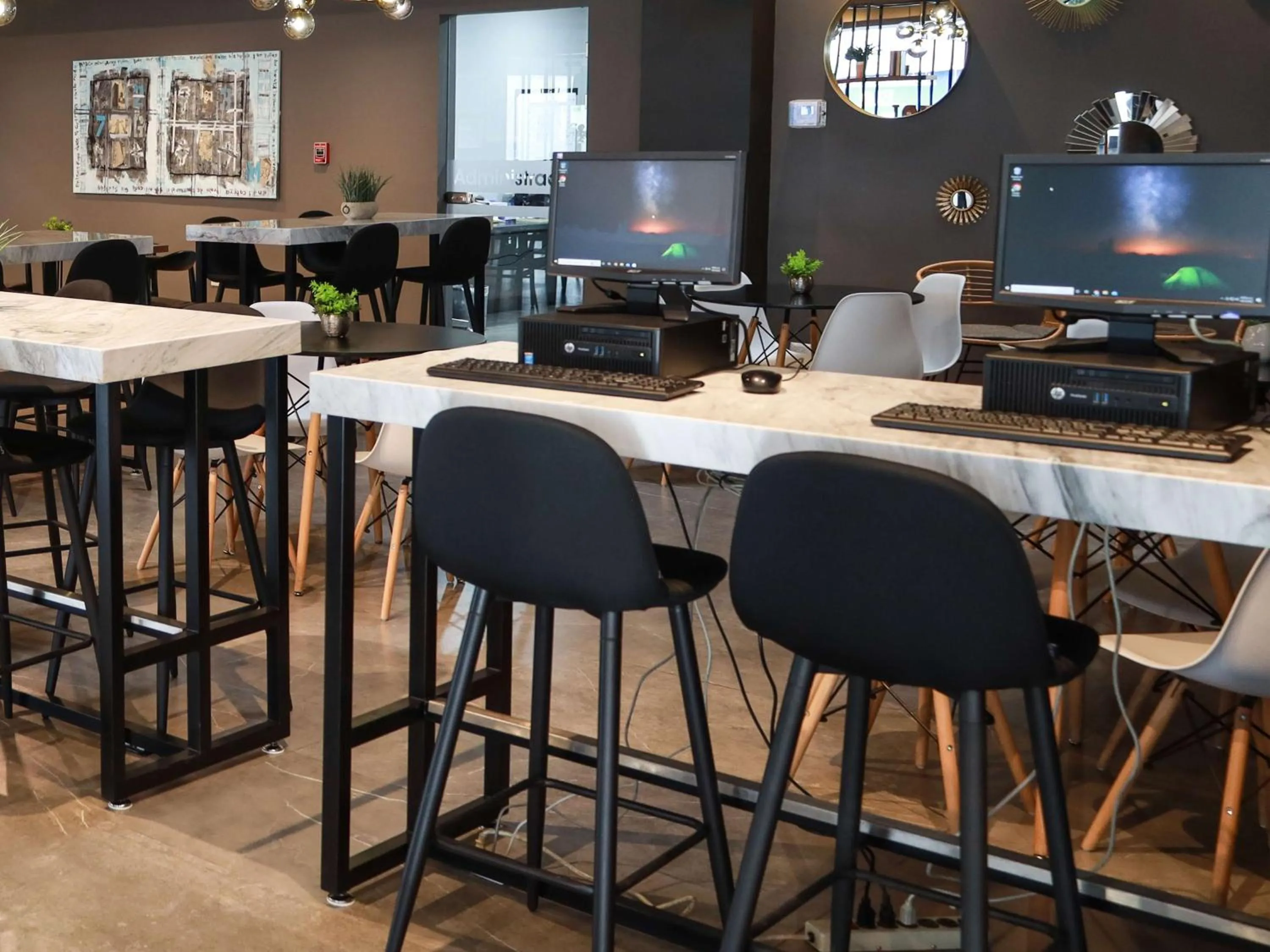 Business facilities in Best Western Santorin