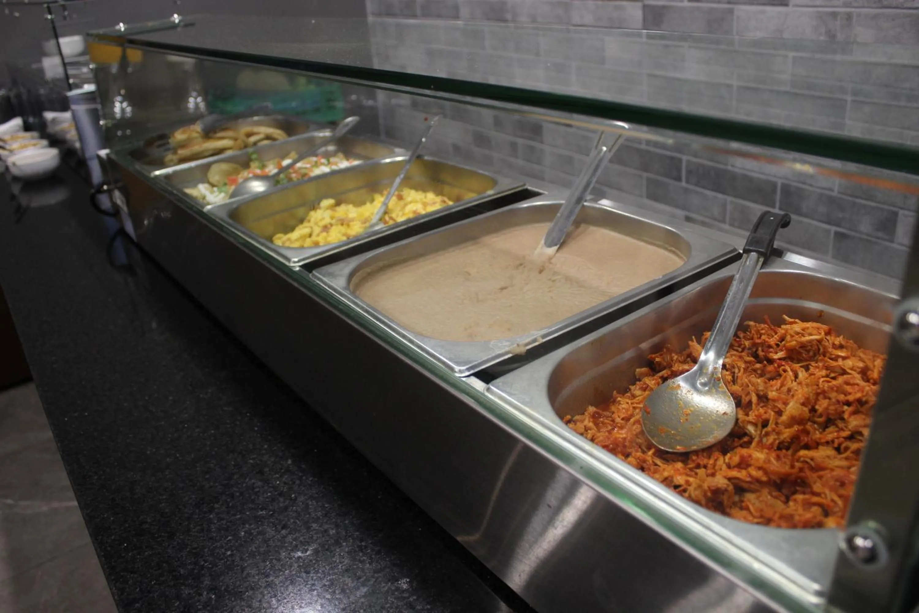 Food and drinks in Best Western Santorin