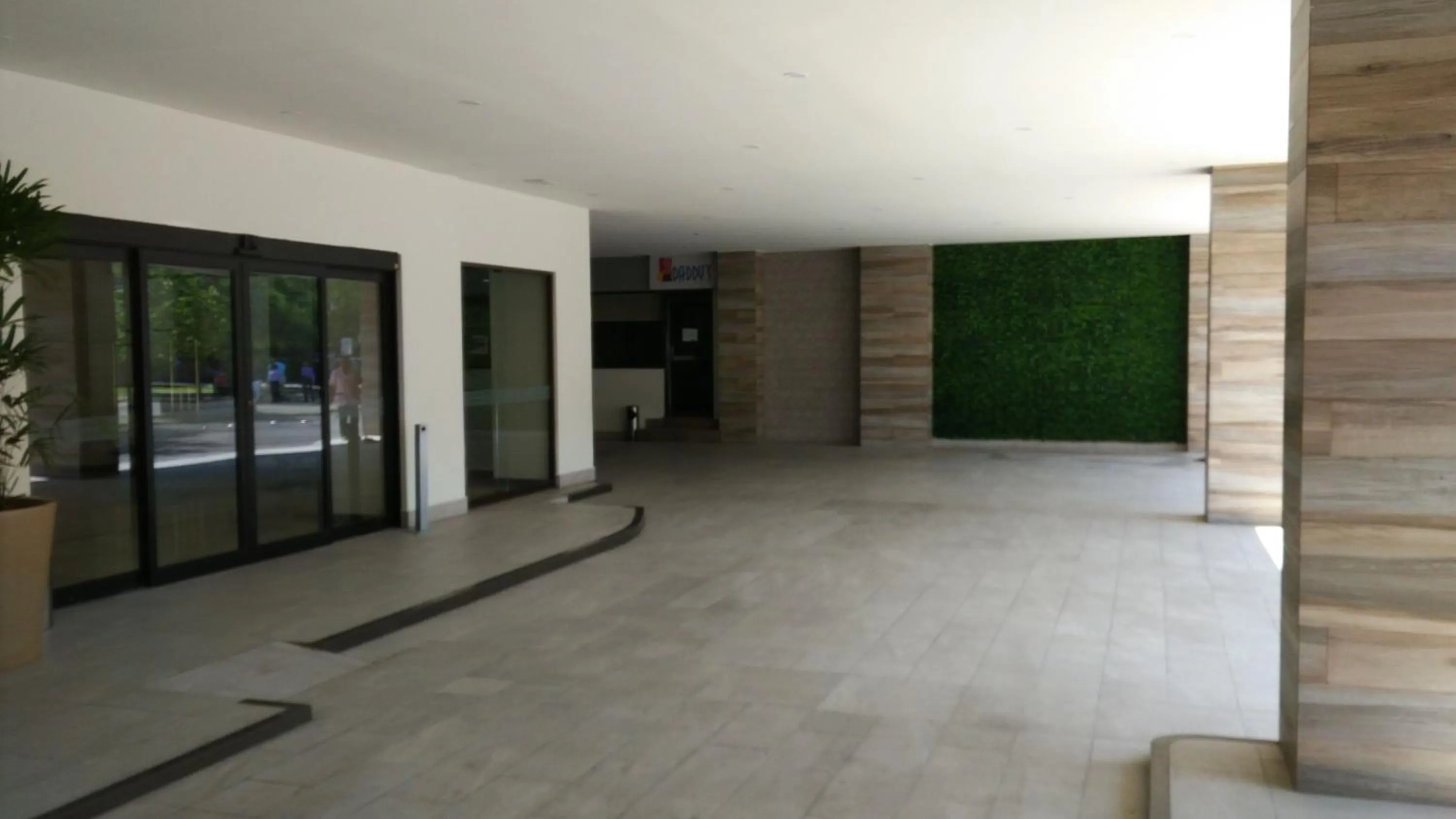 Facade/entrance in Everest Ciudad Victoria