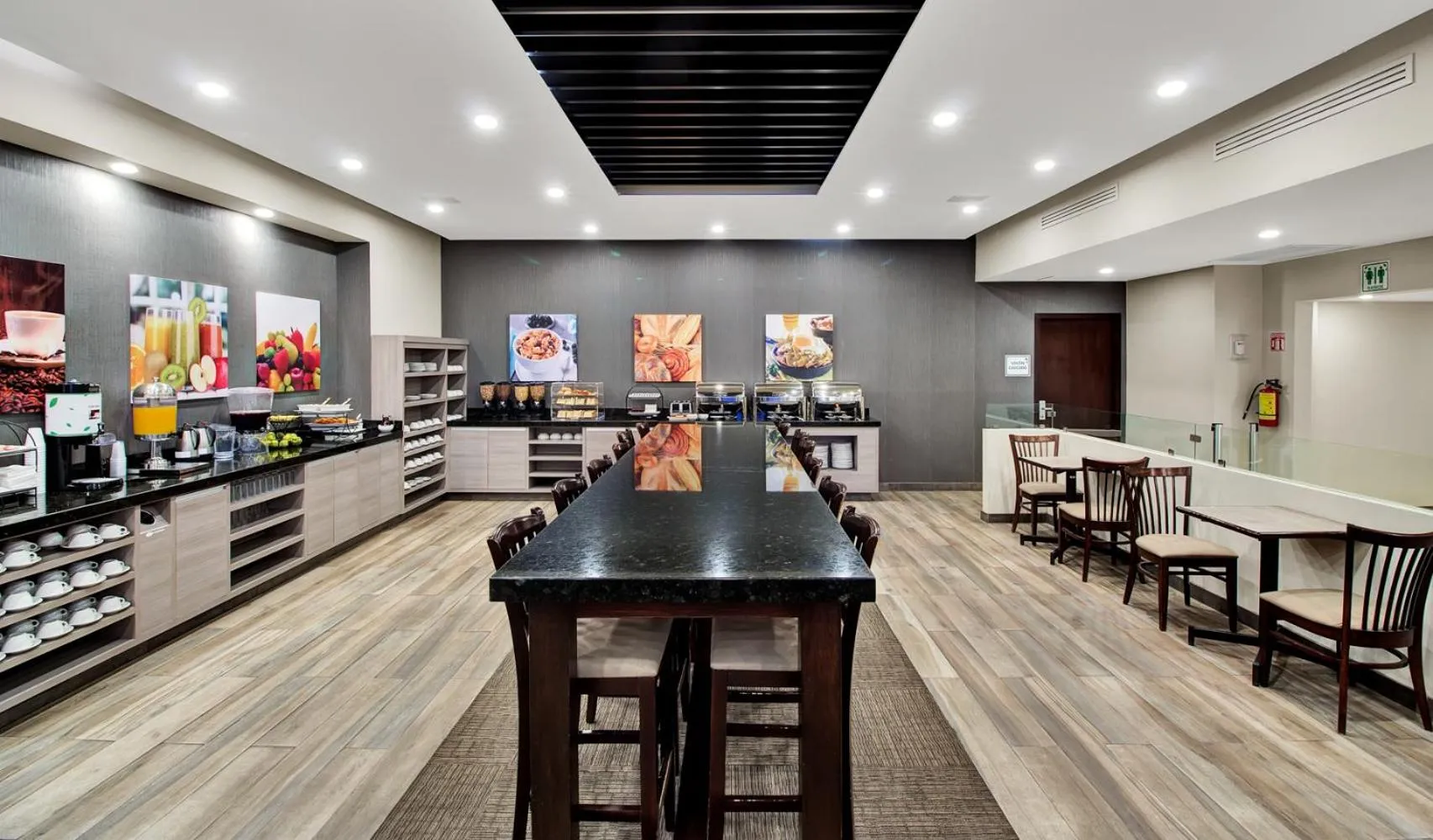 Restaurant/places to eat in Everest Ciudad Victoria