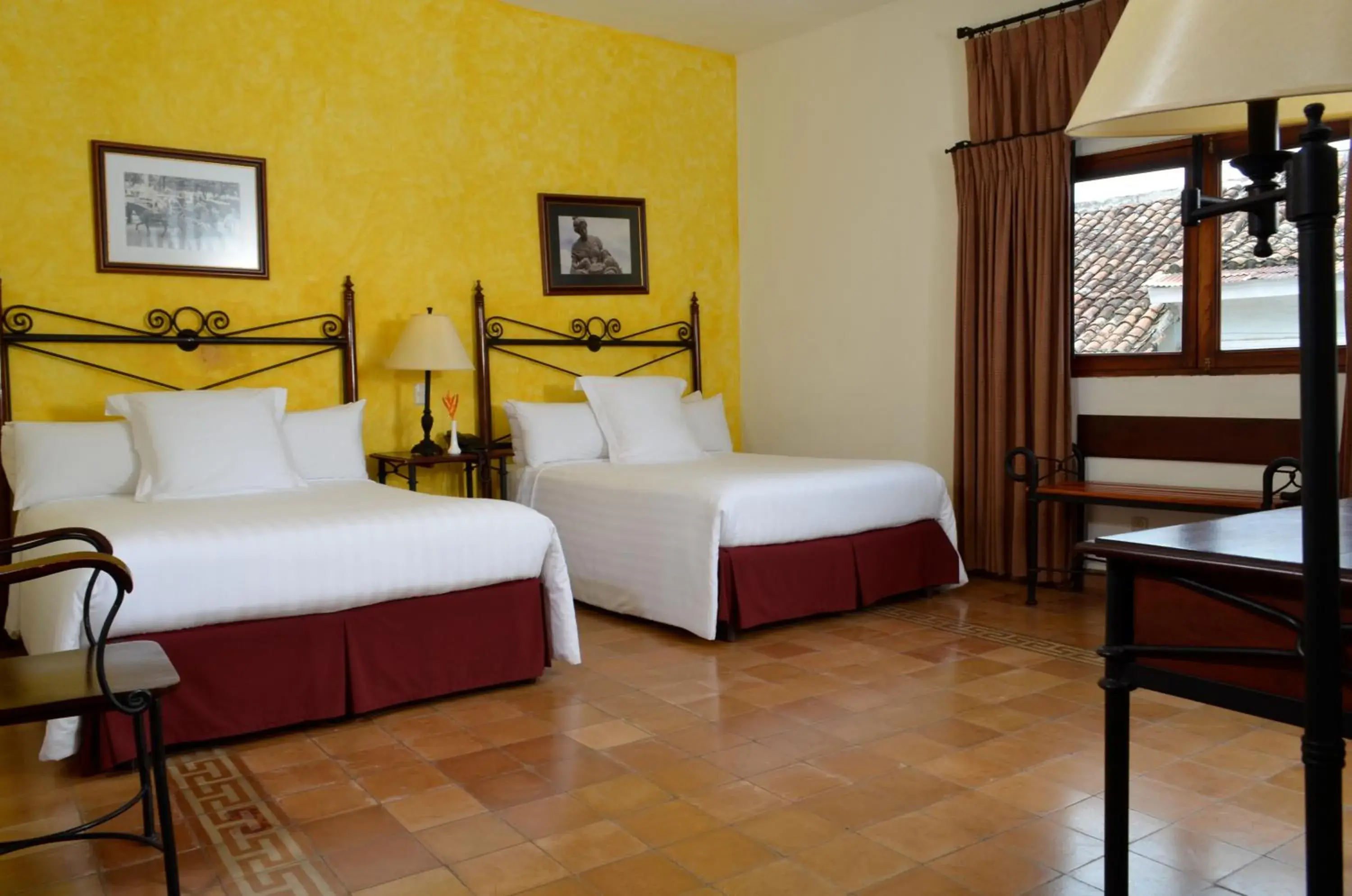 Queen Room with Two Queen Beds in Hotel Dario Granada Queen Room with Two Queen Beds in Hotel Dario Granada