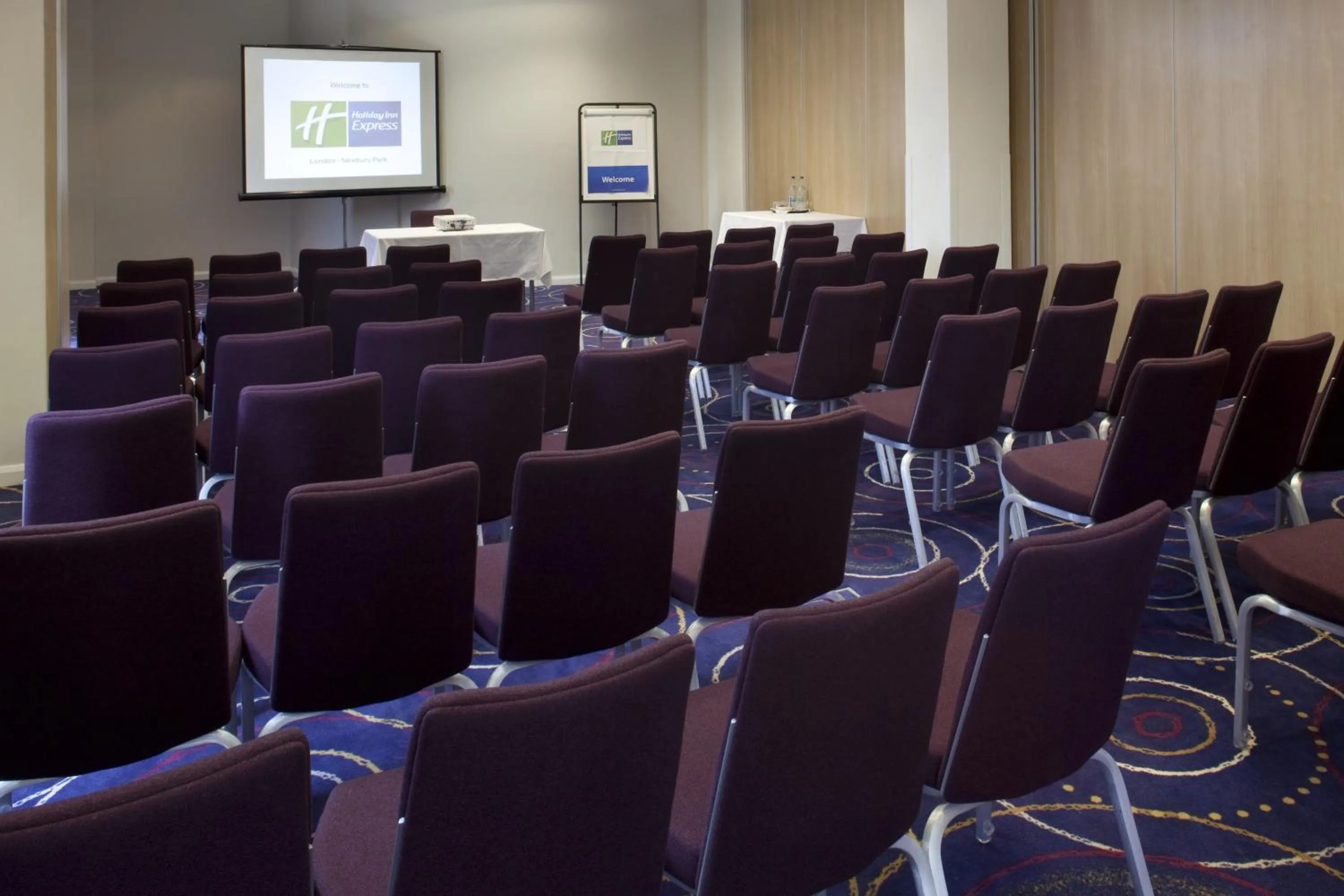 Meeting/conference room in Holiday Inn Express London - Newbury Park, an IHG Hotel