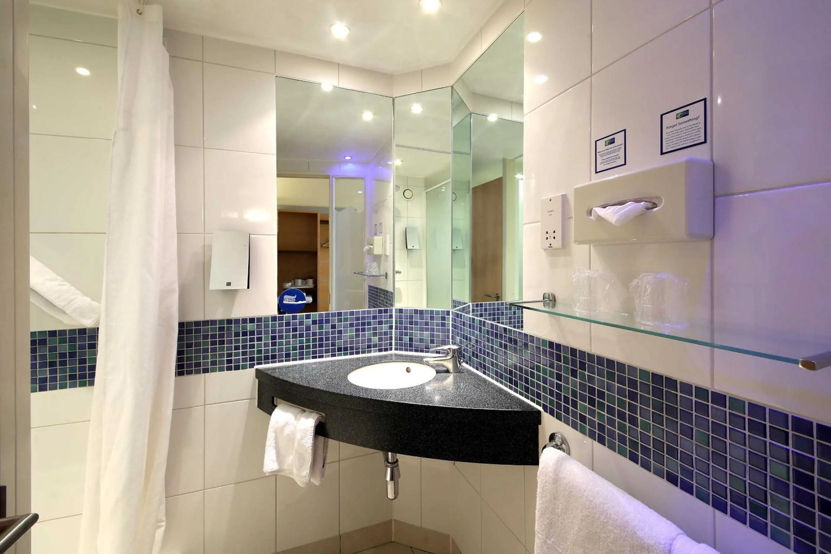 Bathroom in Holiday Inn Express London - Newbury Park, an IHG Hotel