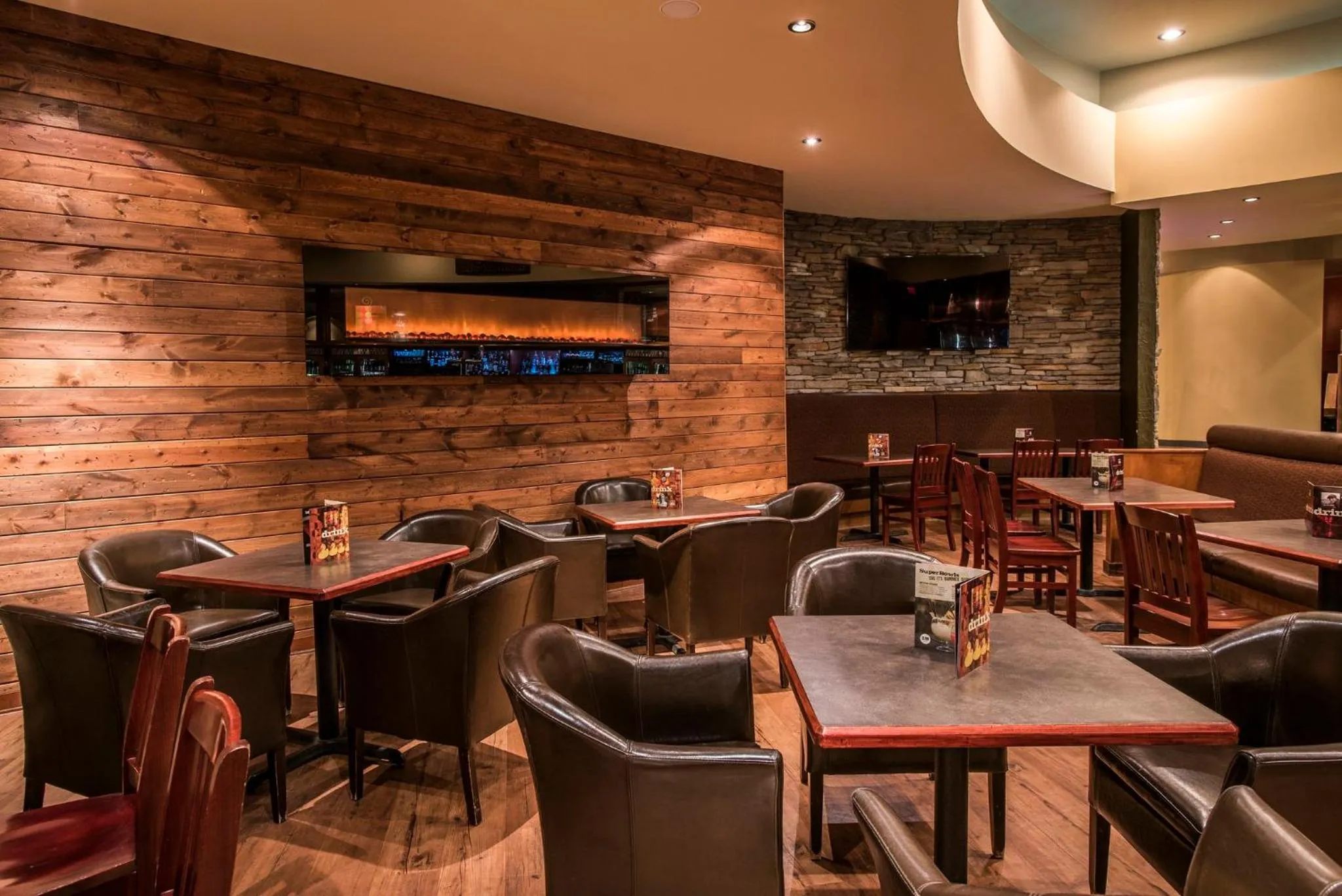 Restaurant/places to eat in Holiday Inn Lethbridge by IHG