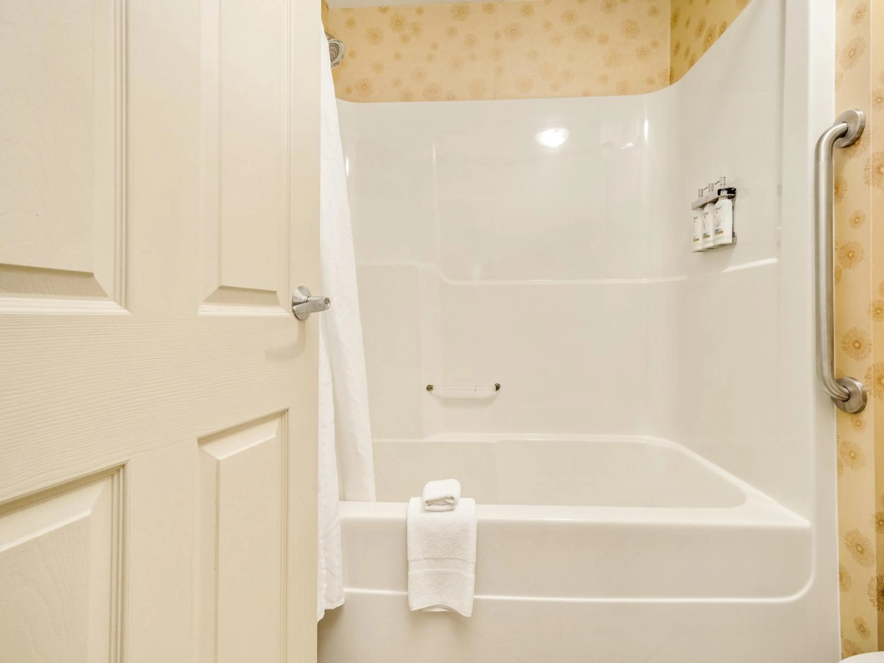 Bathroom in Holiday Inn Lethbridge by IHG