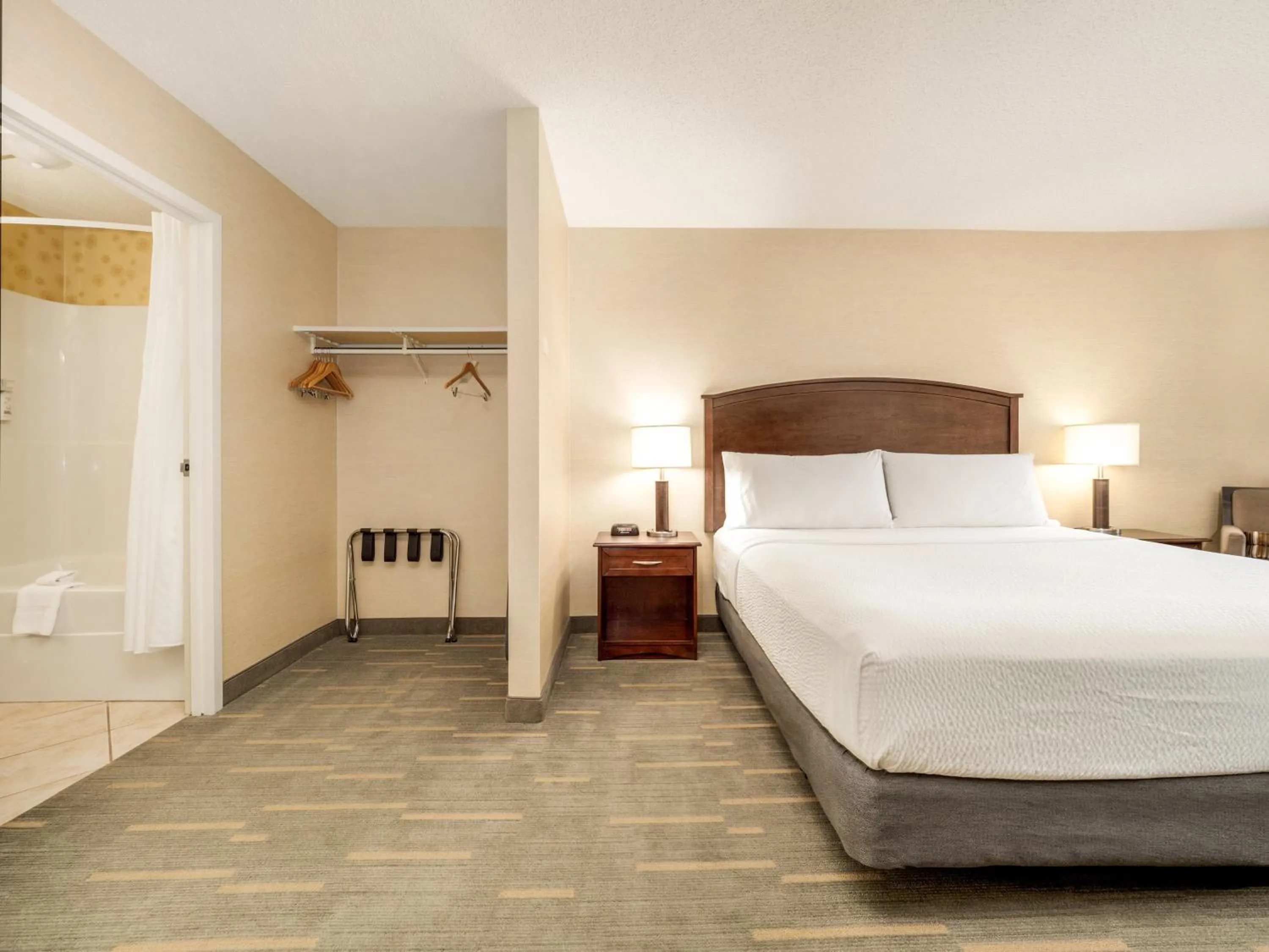 Photo of the whole room, Bed in Holiday Inn Lethbridge by IHG