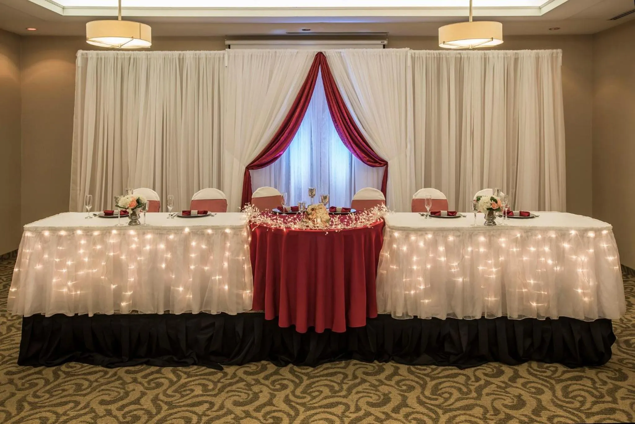Banquet/Function facilities in Holiday Inn Lethbridge by IHG