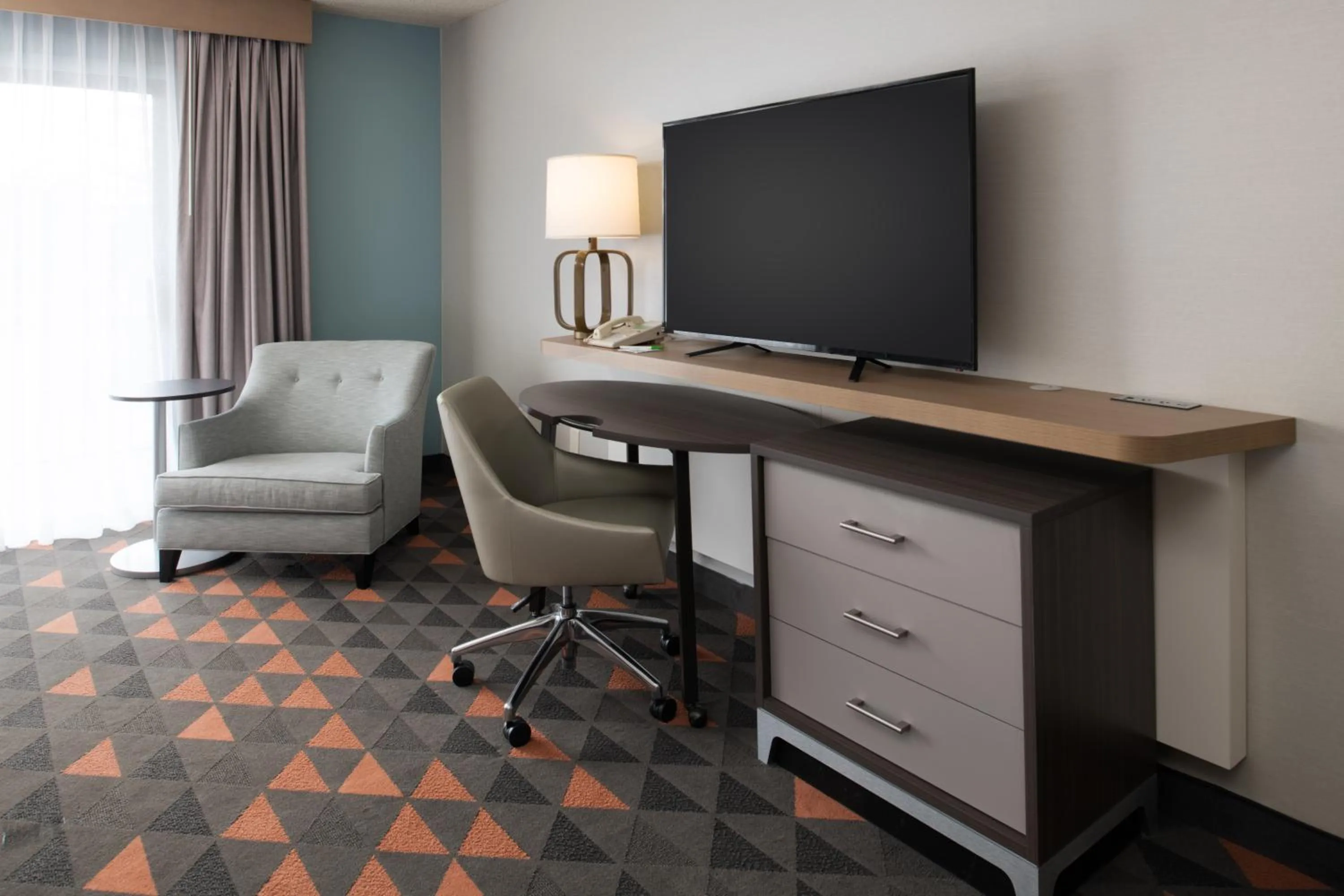 Holiday Inn Portland - Columbia Riverfront by IHG