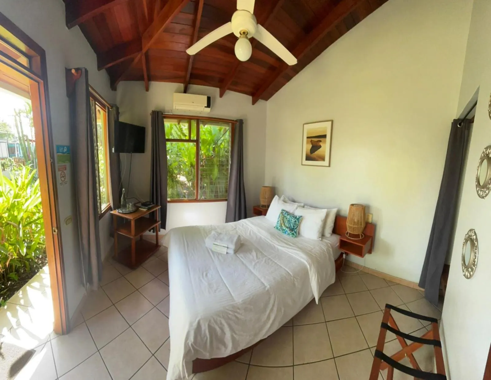 Bed in Bahia Esmeralda Boutique Hotel & Villas