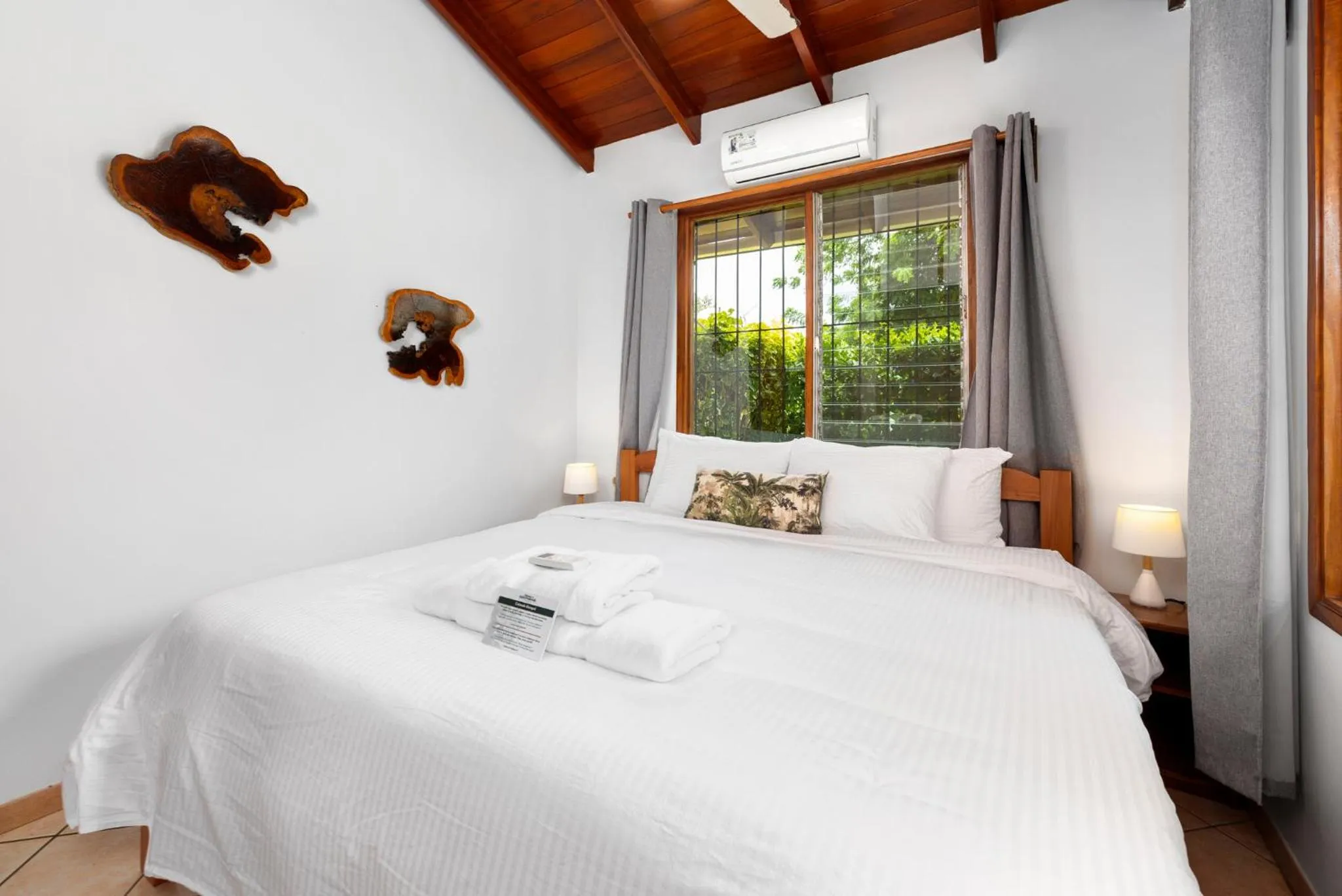 Bed in Bahia Esmeralda Boutique Hotel & Villas