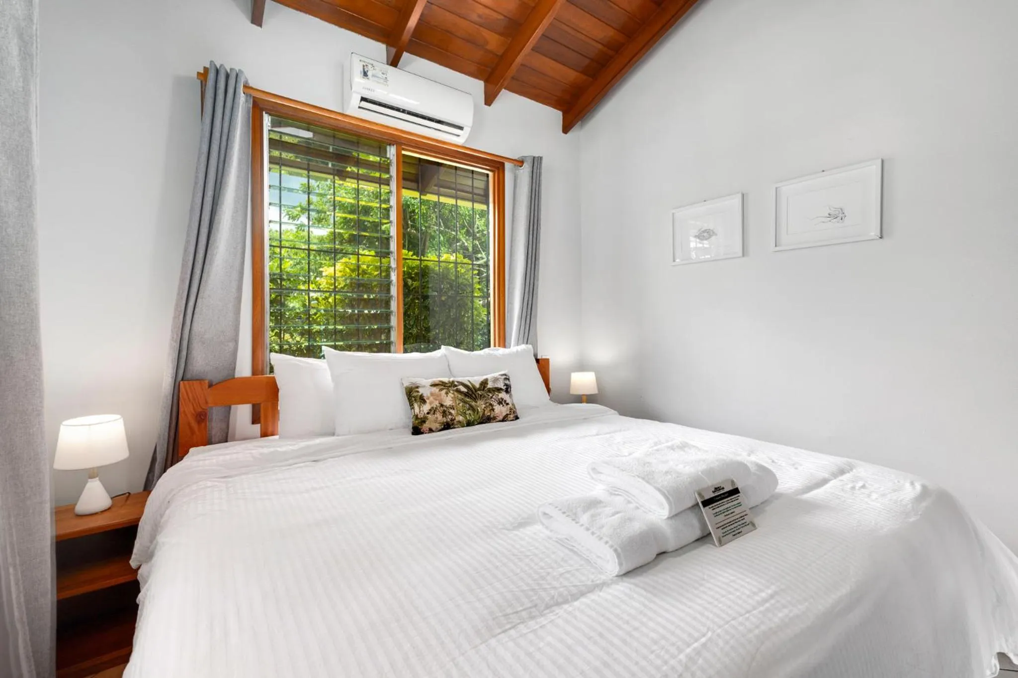 Bed in Bahia Esmeralda Boutique Hotel & Villas