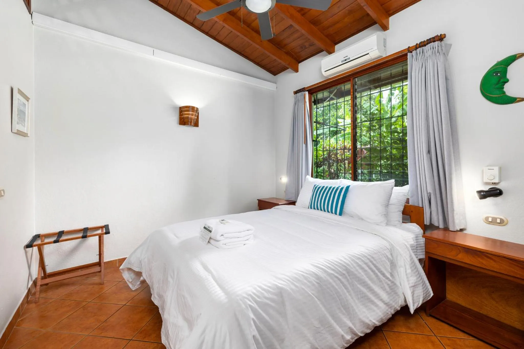 Bed in Bahia Esmeralda Boutique Hotel & Villas