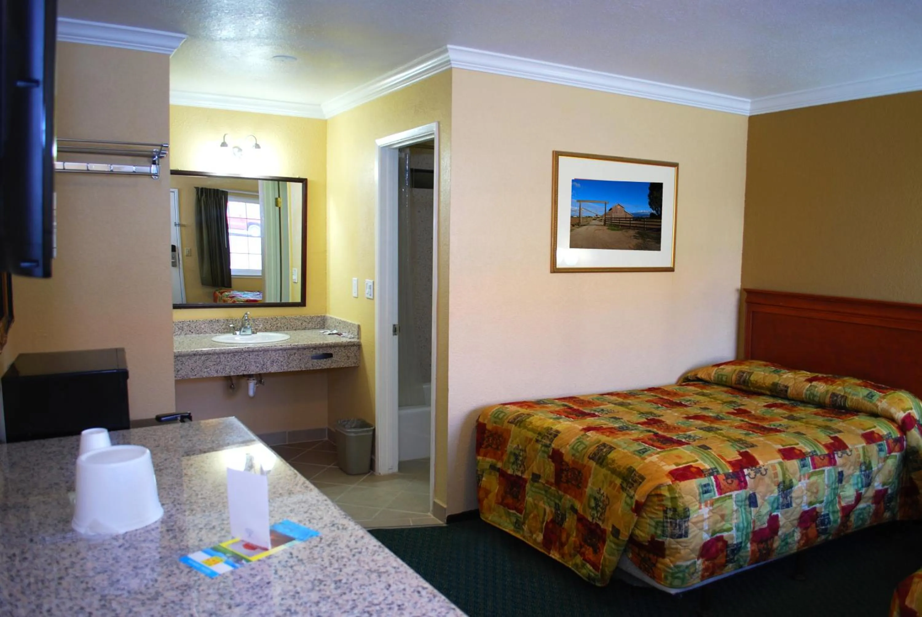Photo of the whole room, Bed in Best 5 Motel