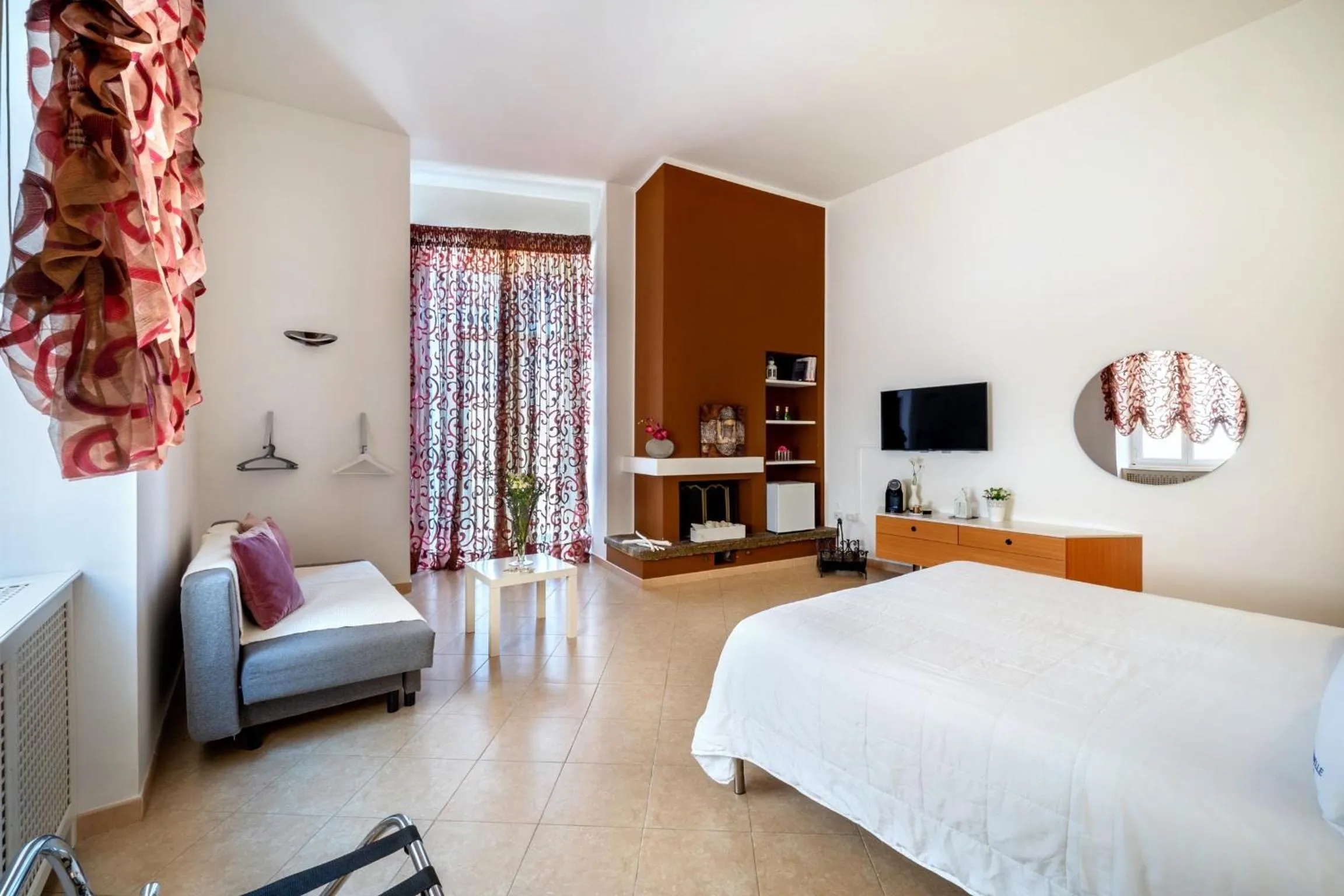 TV and multimedia, Bed in Le Marinelle Aff Trani
