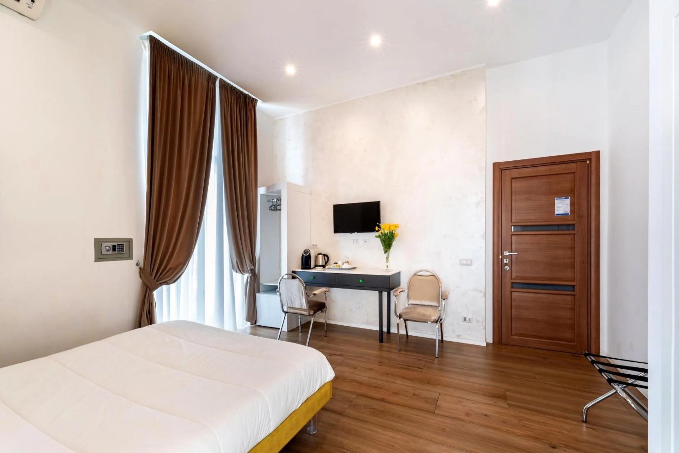 Photo of the whole room, Bed in Le Marinelle Aff Trani