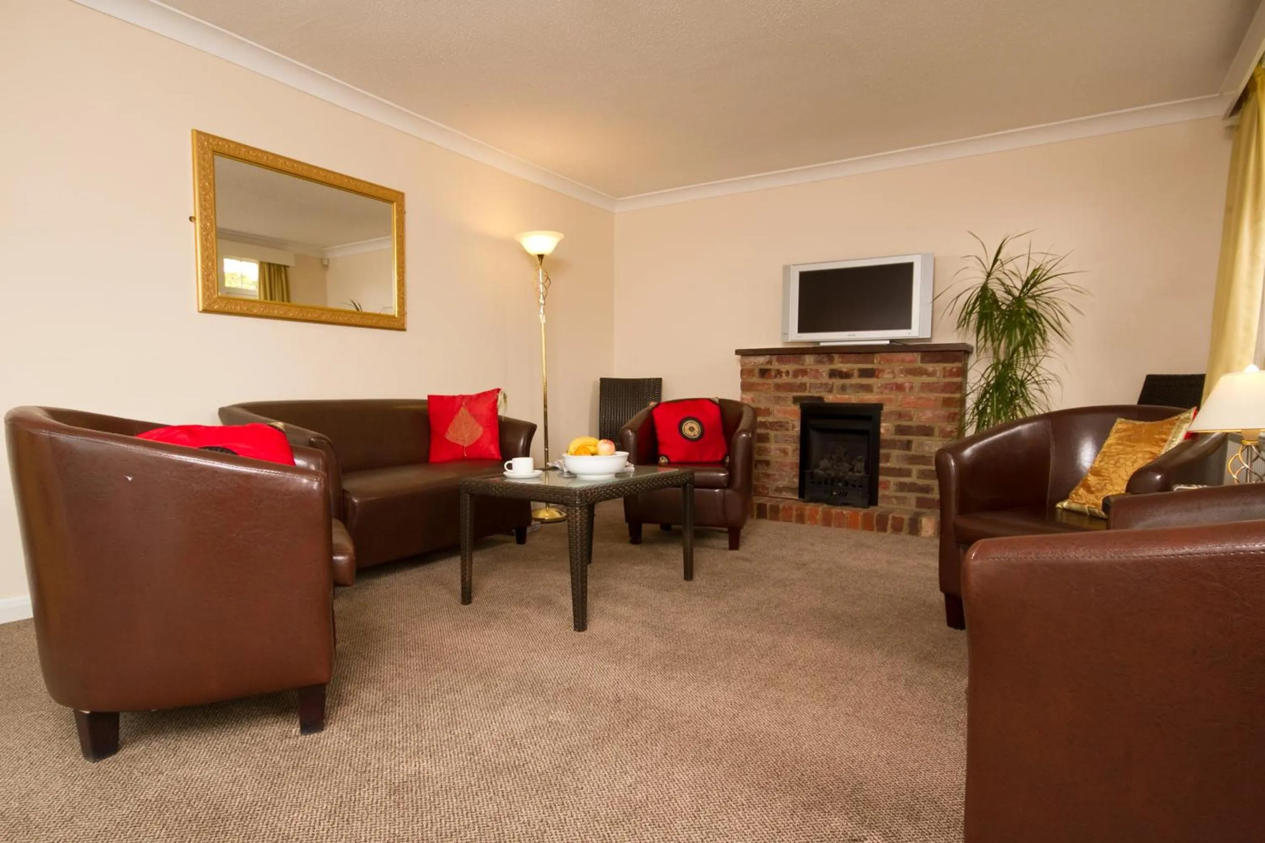 Lounge or bar in Travelrest Fareham Solent Gateway