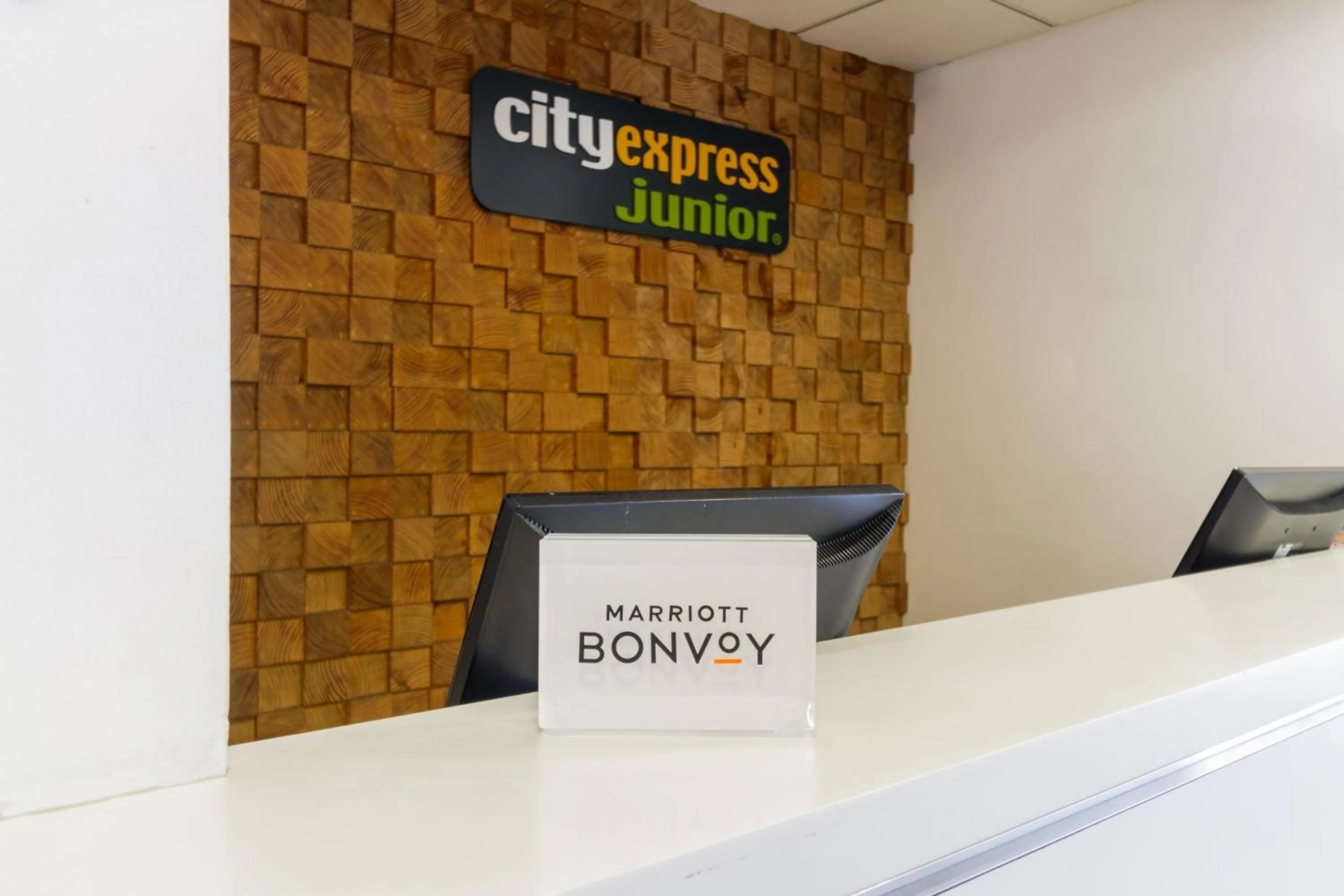 Lobby or reception in City Express Junior by Marriott Tuxtla Gutierrez Poliforum