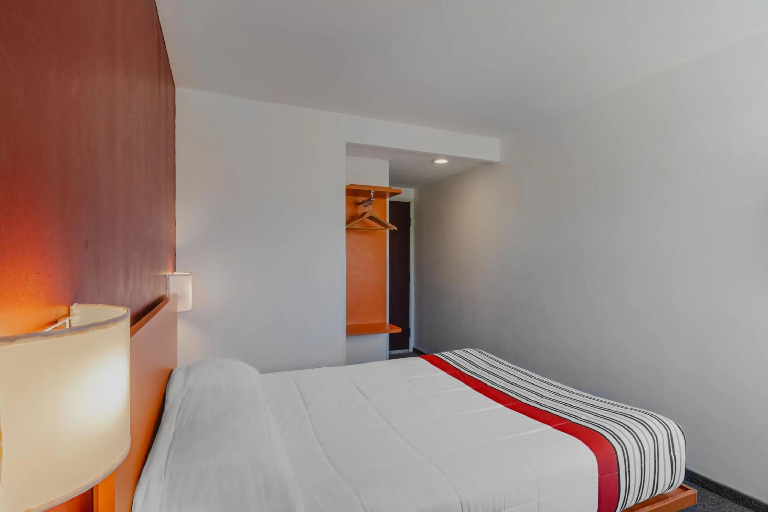 Bedroom, Bed in City Express Junior by Marriott Tuxtla Gutierrez Poliforum
