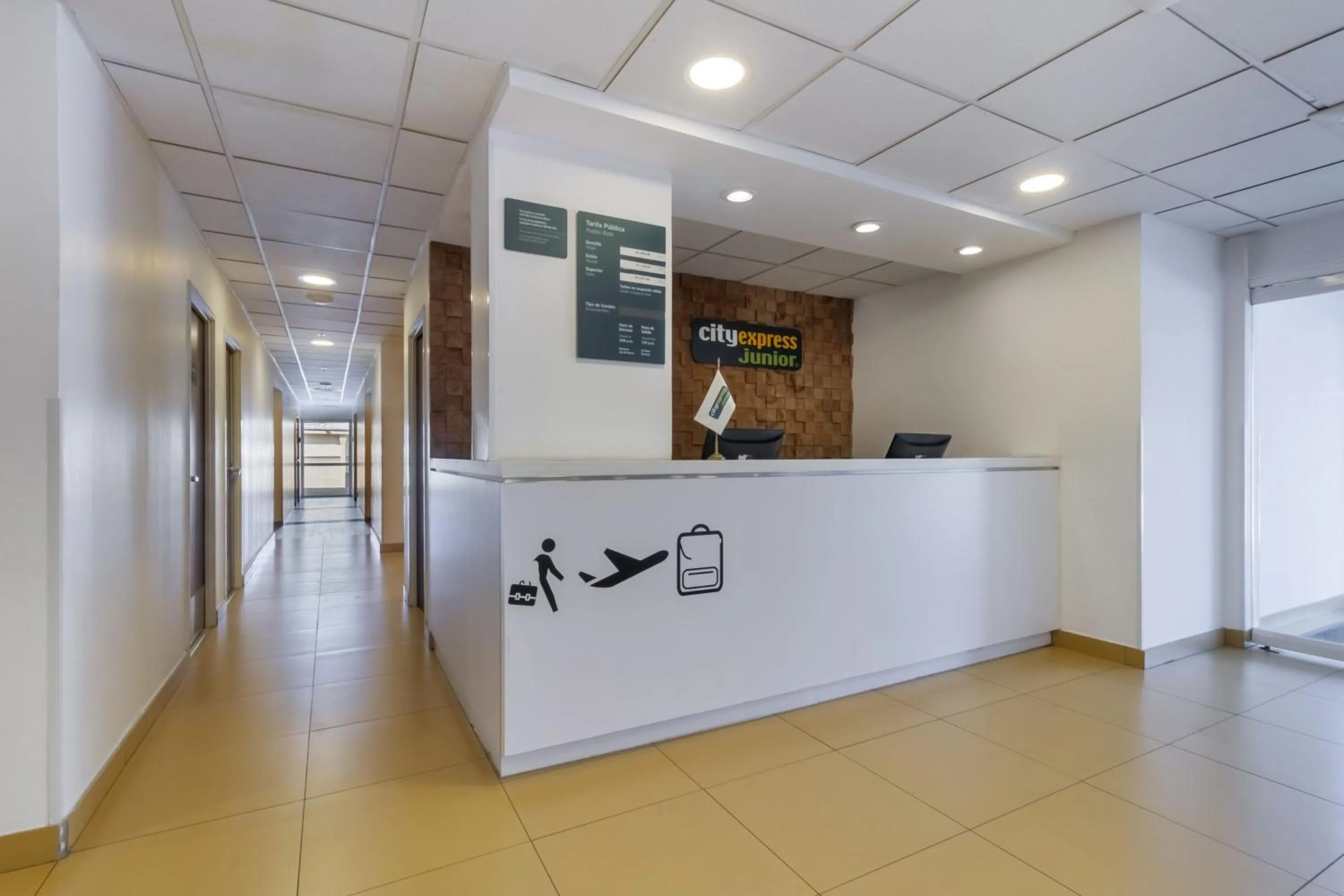 Lobby or reception in City Express Junior by Marriott Tuxtla Gutierrez Poliforum