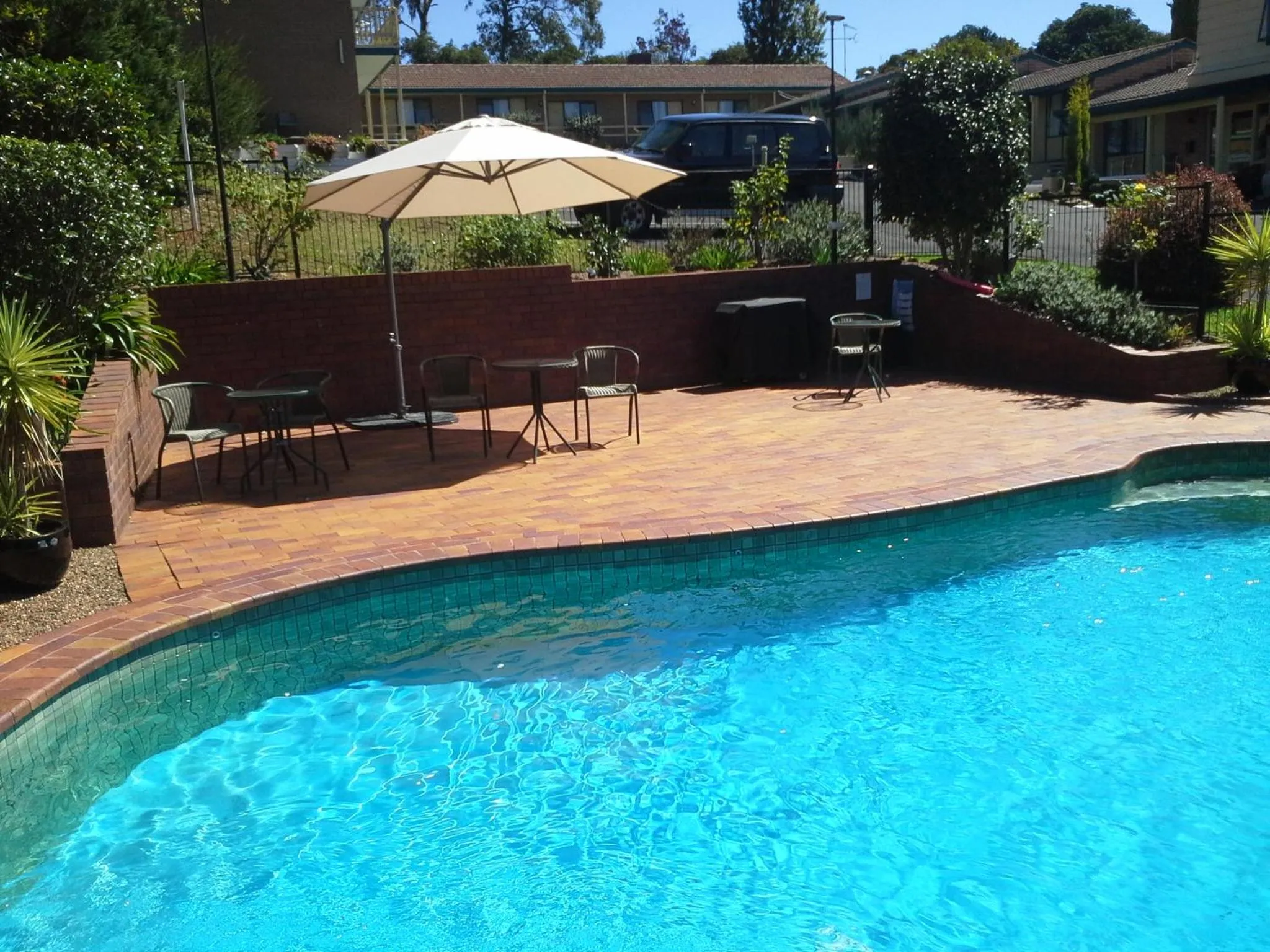 Day in Hideaway Motor Inn