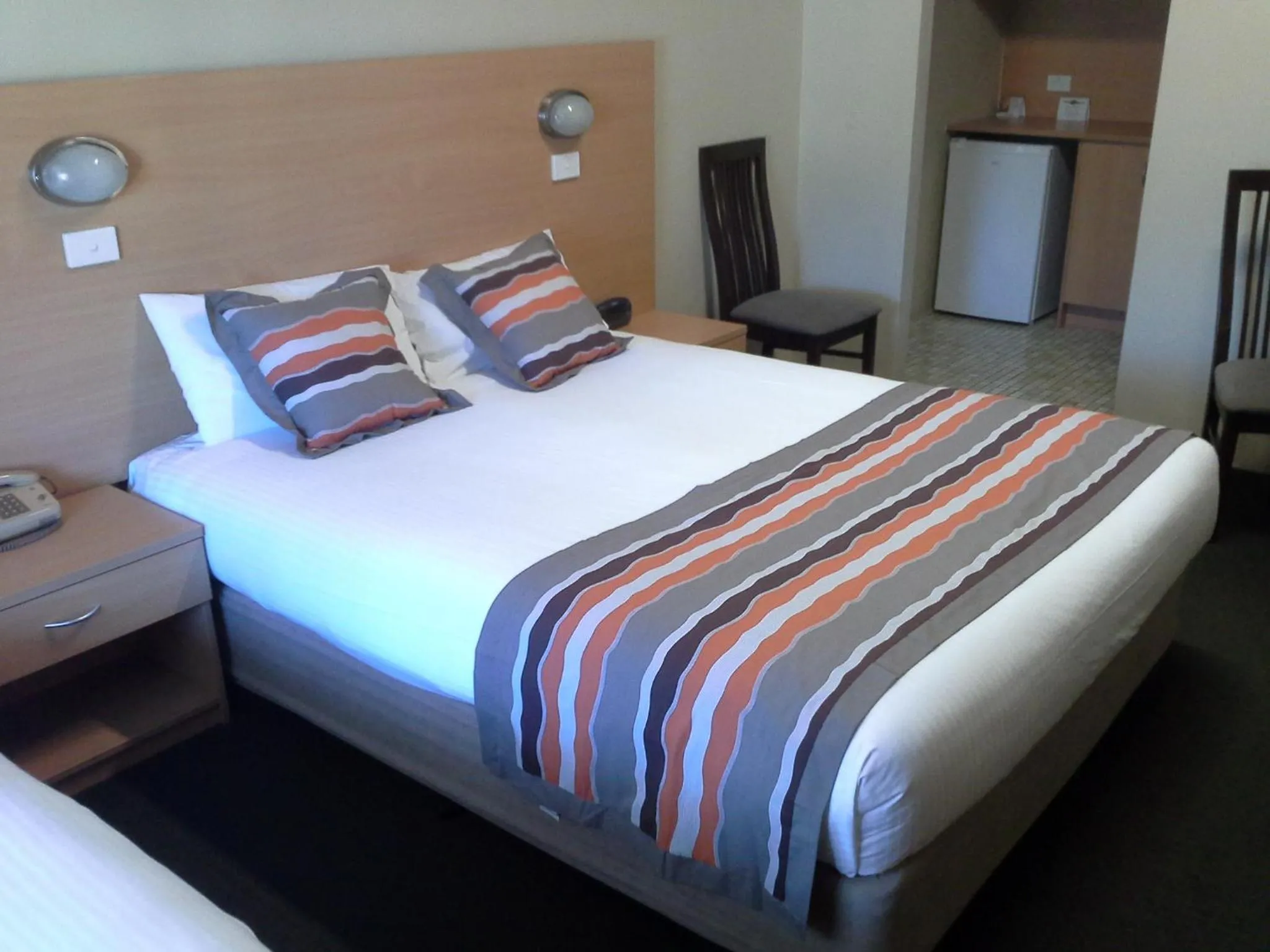 Photo of the whole room, Bed in Hideaway Motor Inn