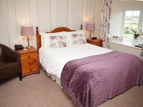 Bed in Lastra Farm Hotel