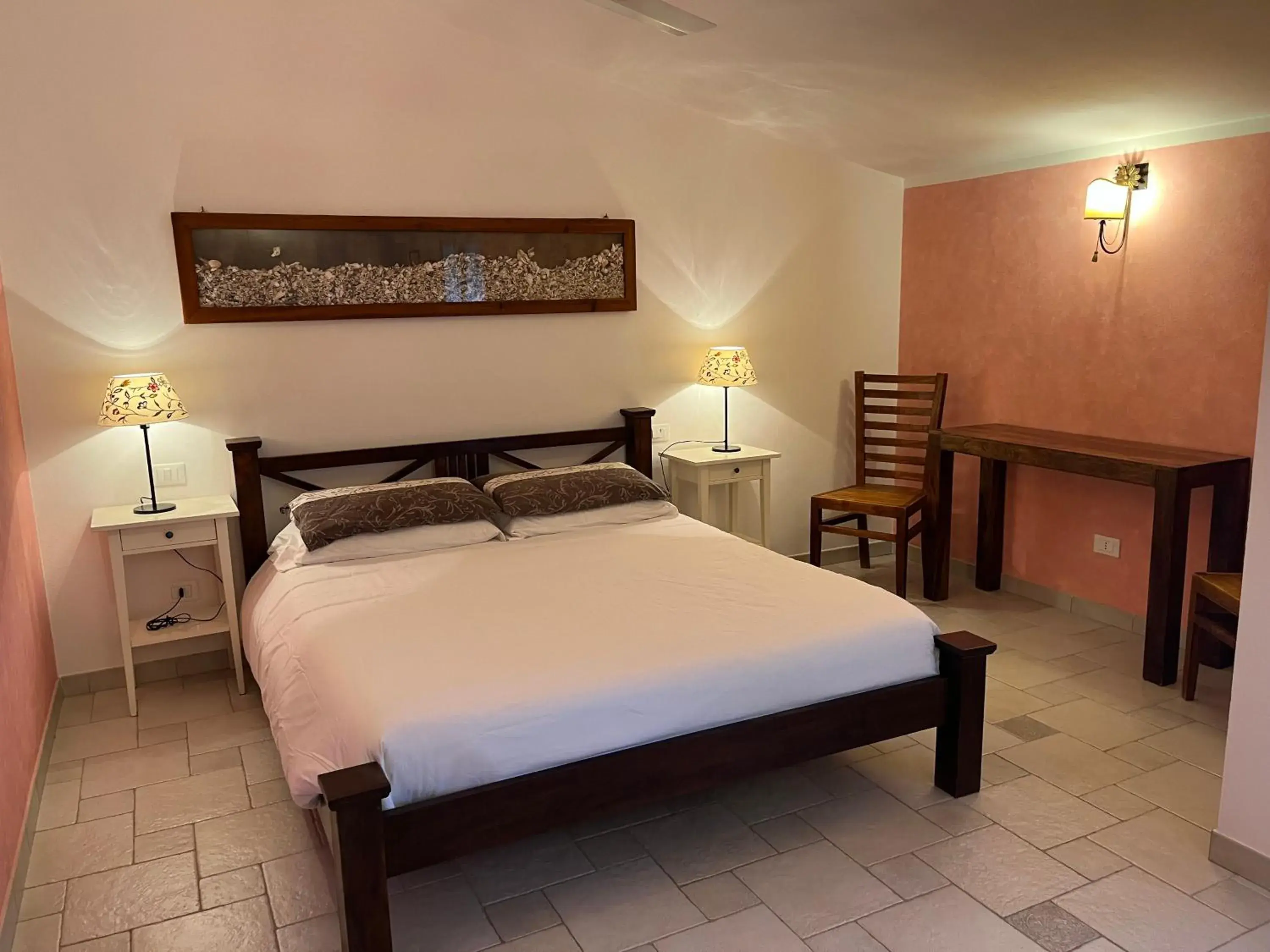 Triple Room with Private Bathroom in Rossofiore Triple Room with Private Bathroom in Rossofiore