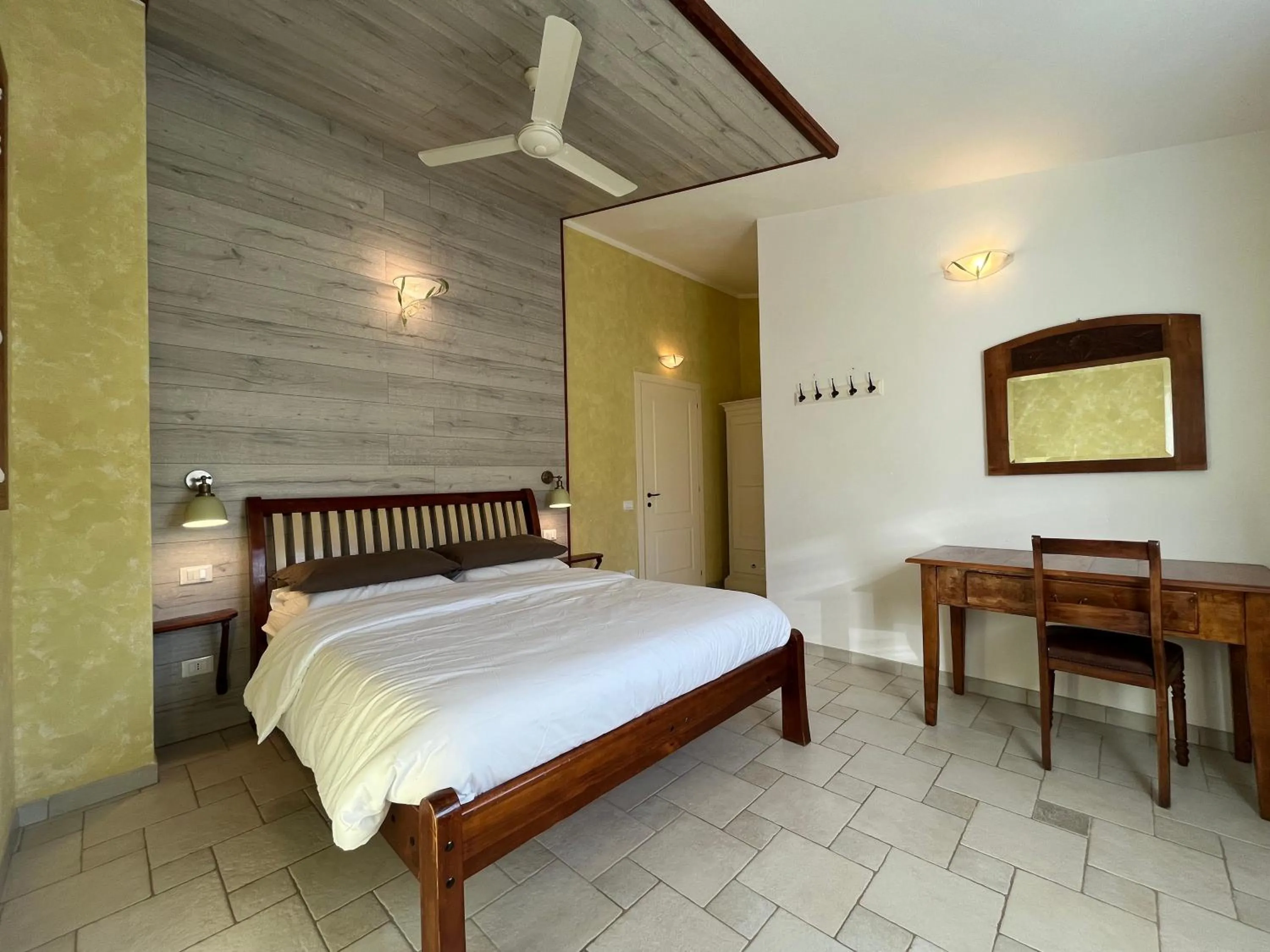 Bedroom, Bed in Rossofiore