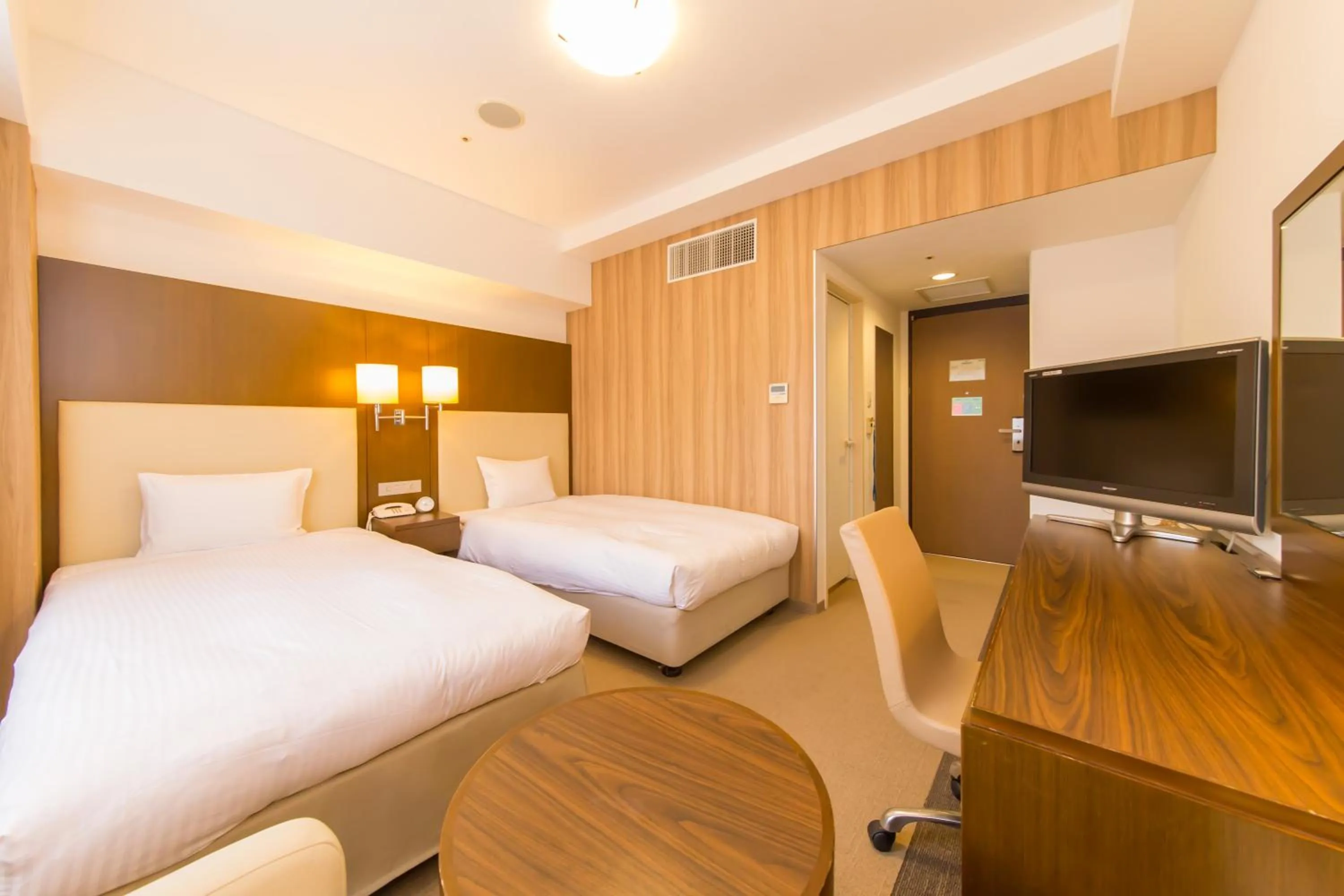 TV and multimedia, Bed in Hotel IL Cuore Namba