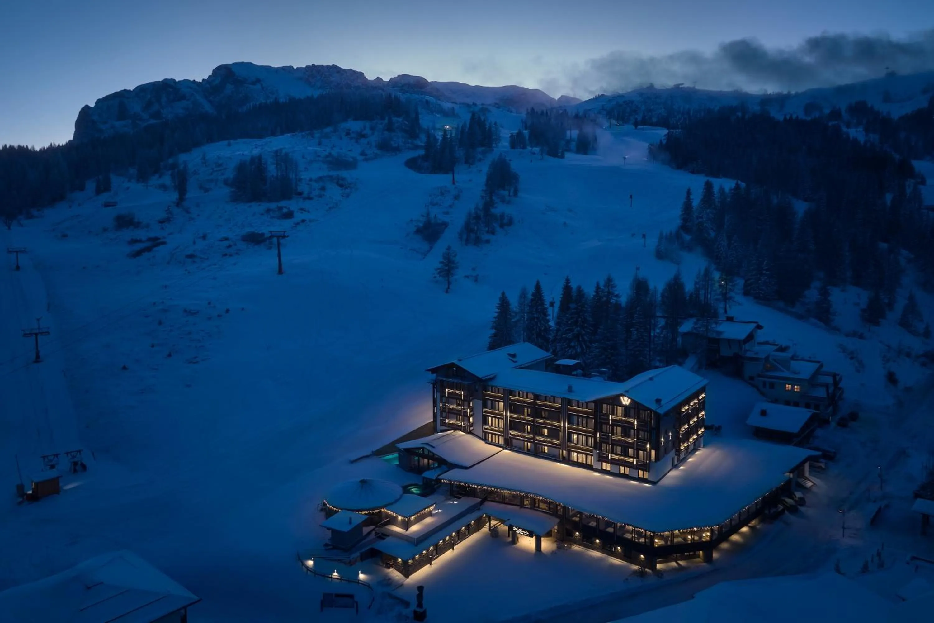 Property building in Hotel Wulfenia 4S - Adults Only