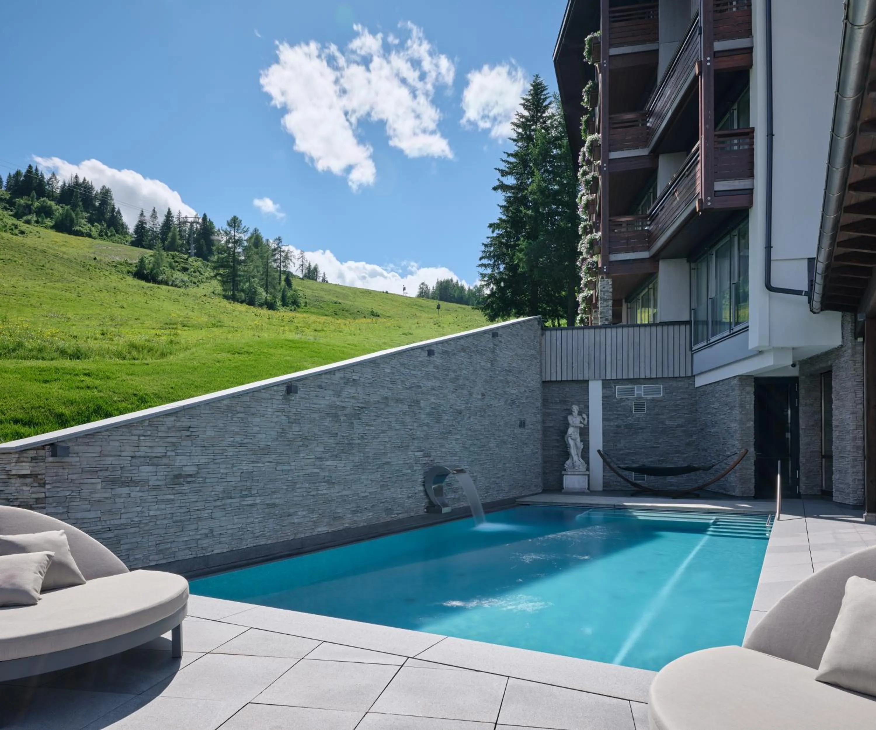 Swimming pool in Hotel Wulfenia 4S - Adults Only