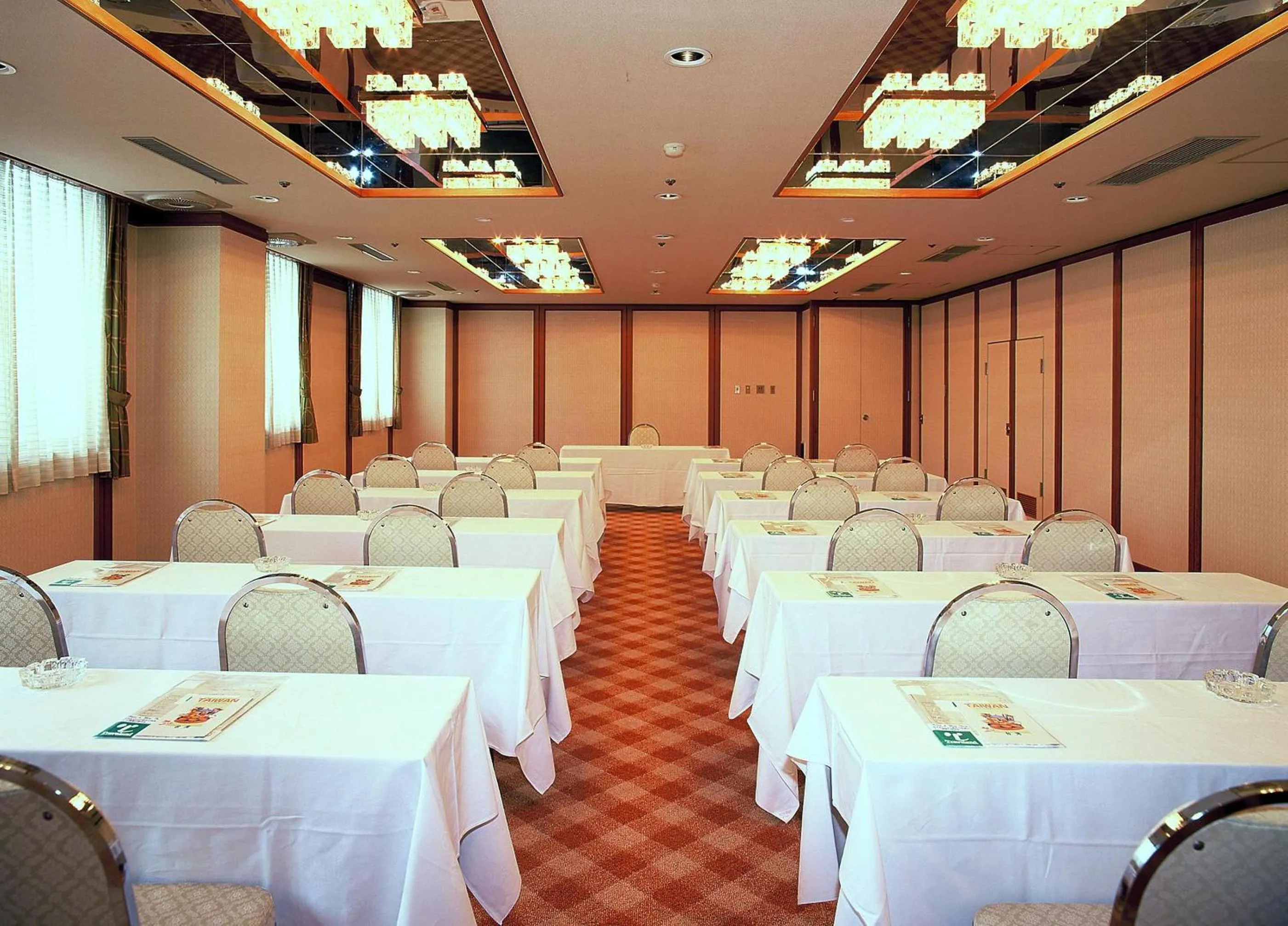 Banquet/Function facilities in Okido Hotel