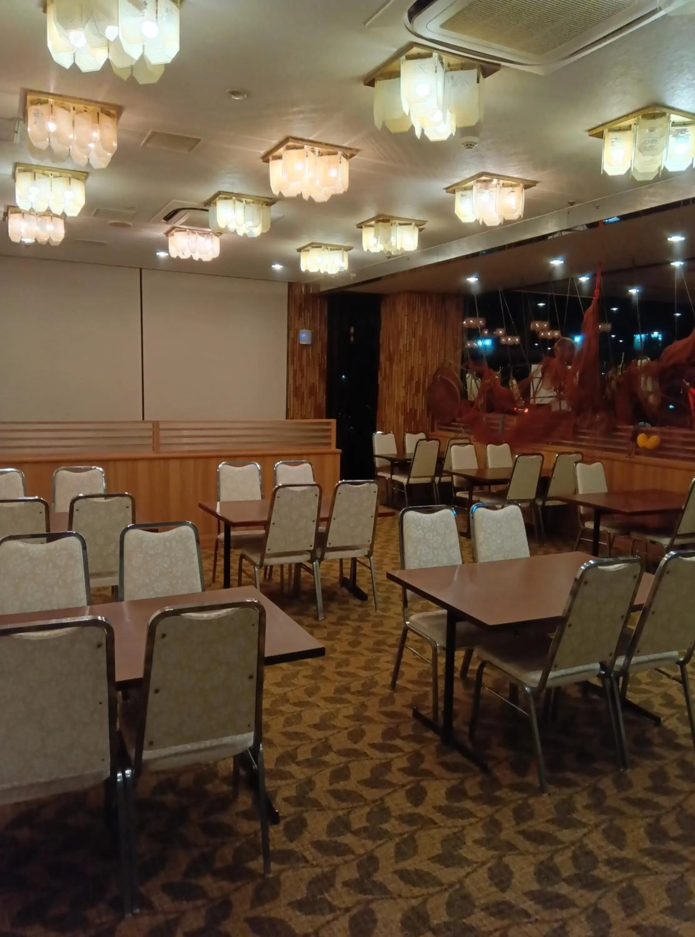 Restaurant/places to eat in Okido Hotel