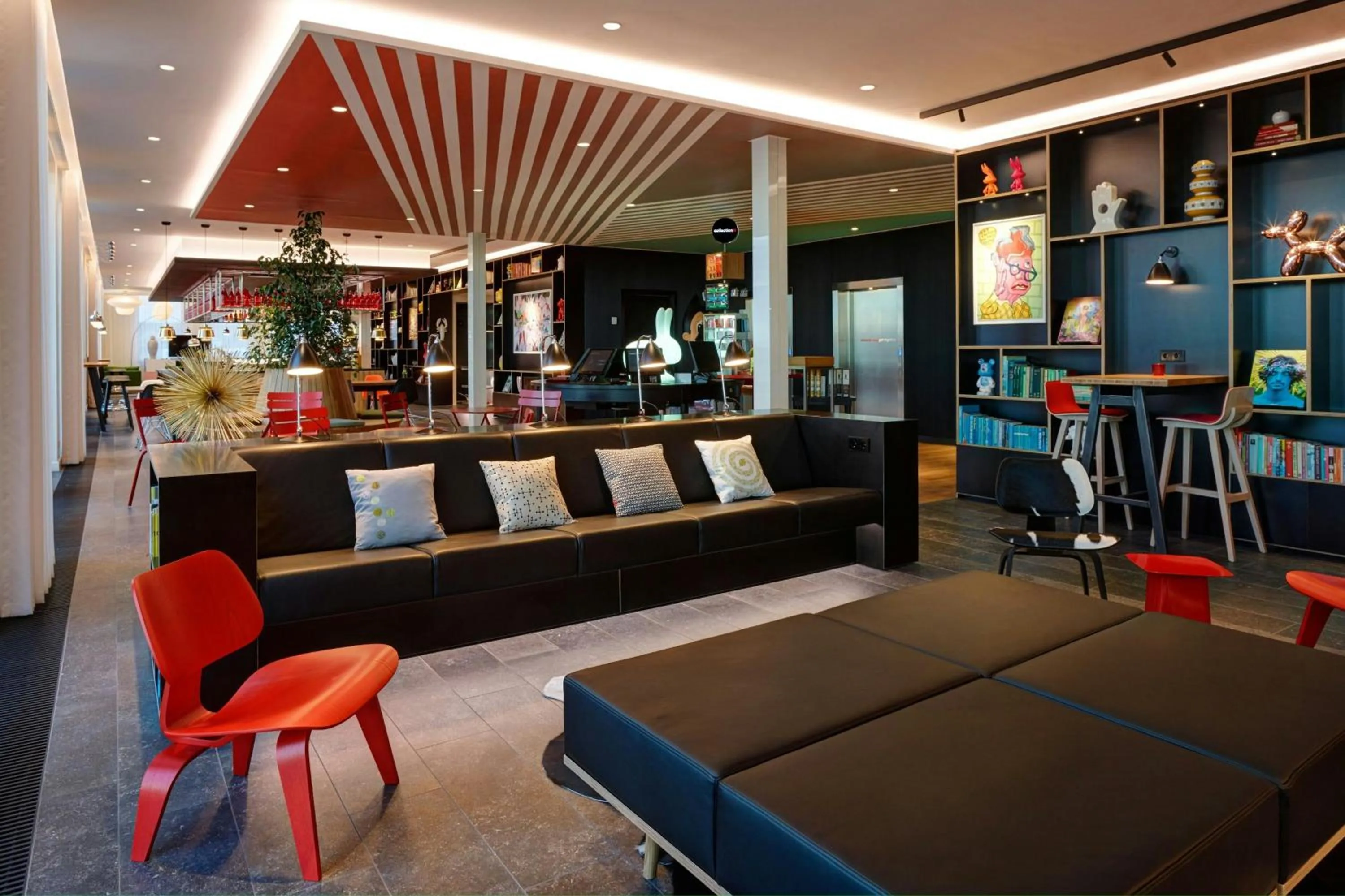 Lobby or reception in citizenM Copenhagen Radhuspladsen