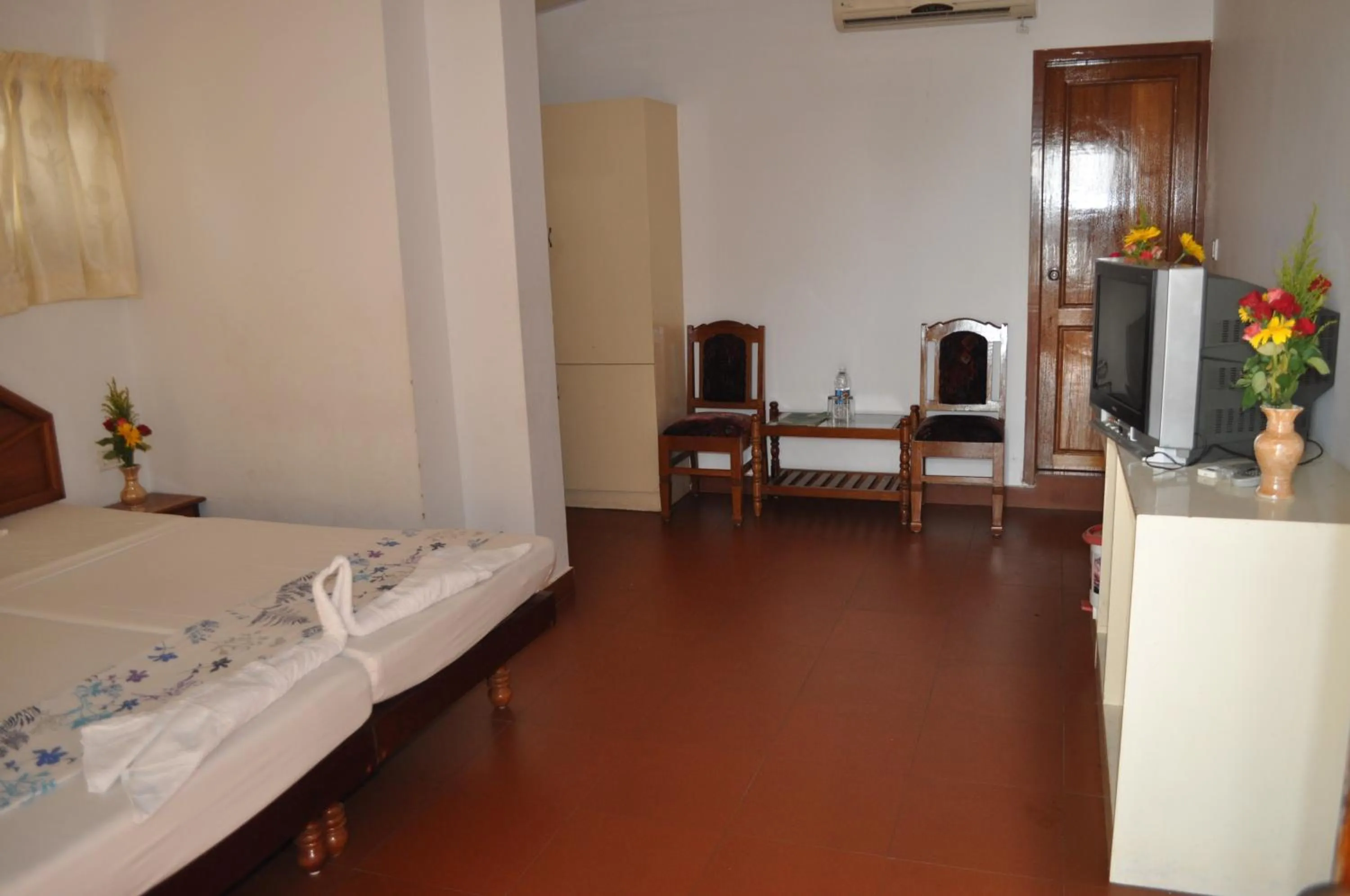 Living room, Bed in Marine Palace Beach Hotel