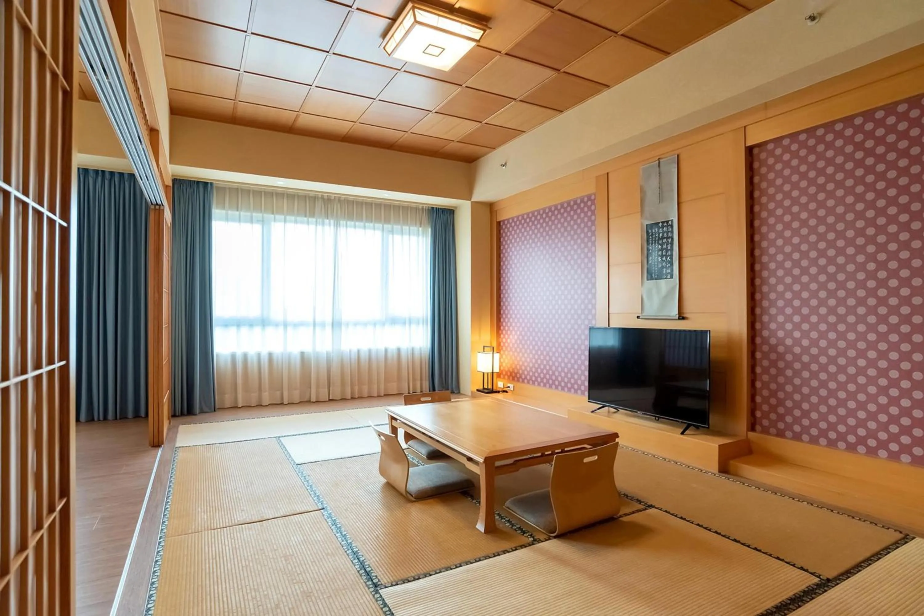 Photo of the whole room in Sheraton Taoyuan Hotel