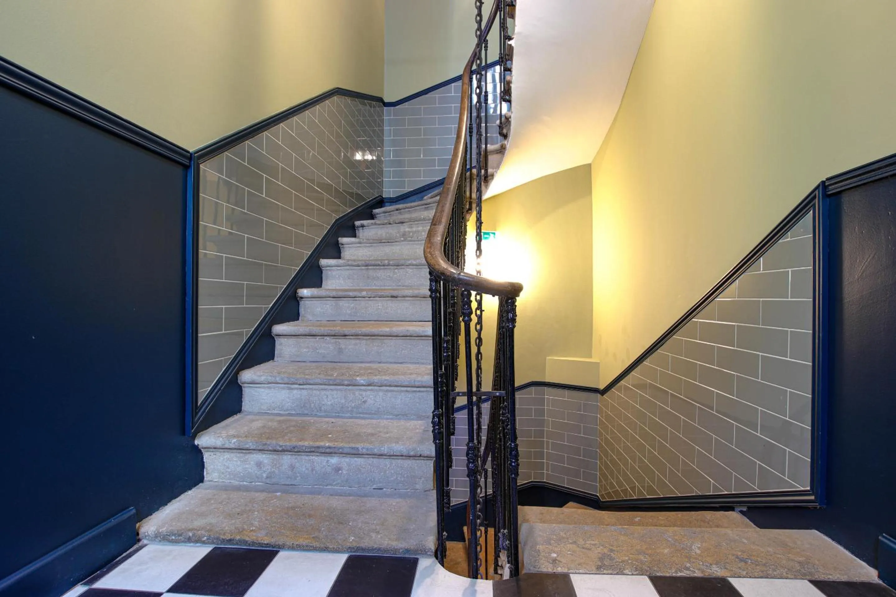 Lobby or reception in Maison Fredon Bordeaux Centre