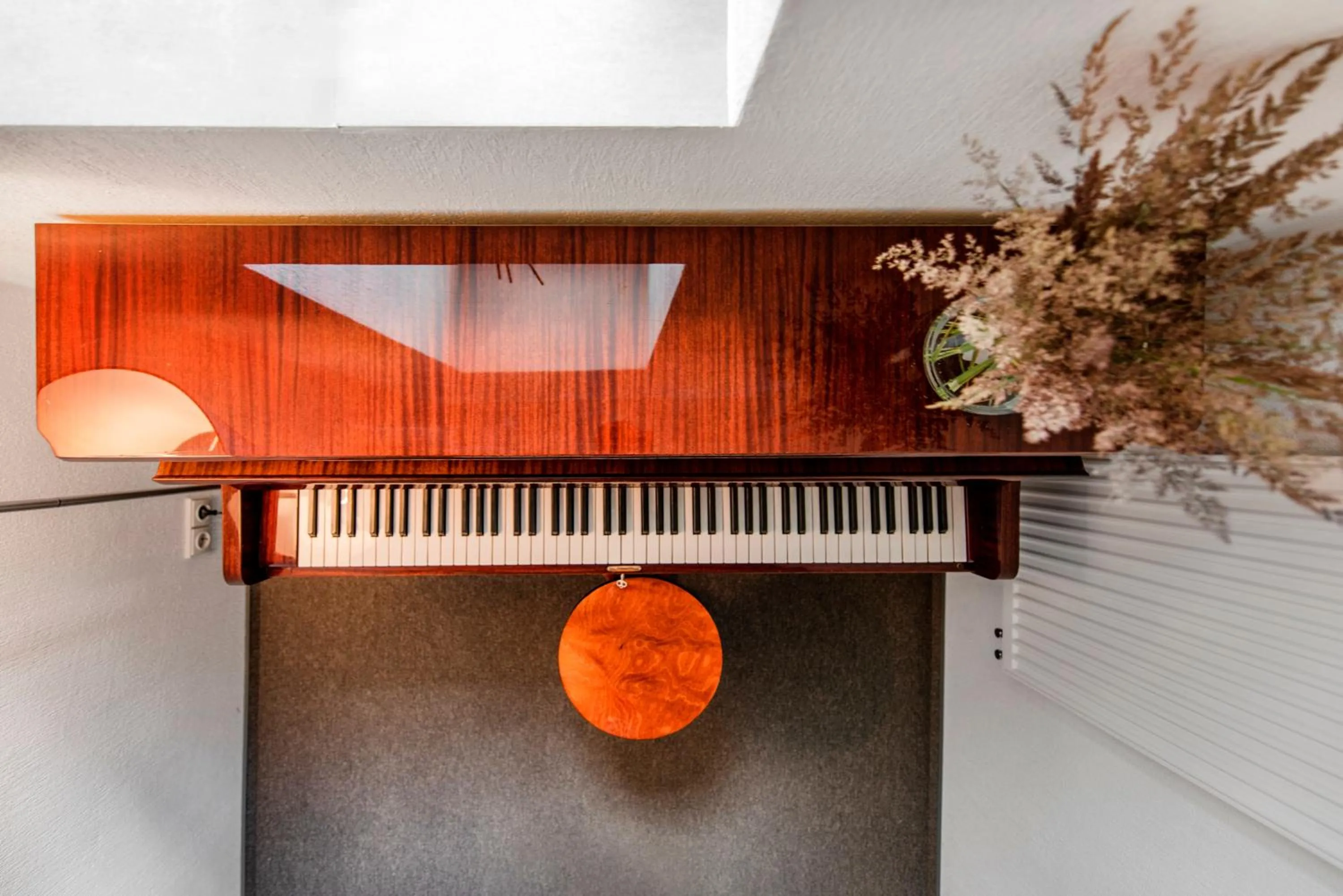 Logo/Certificate/Sign in Piano Apartments