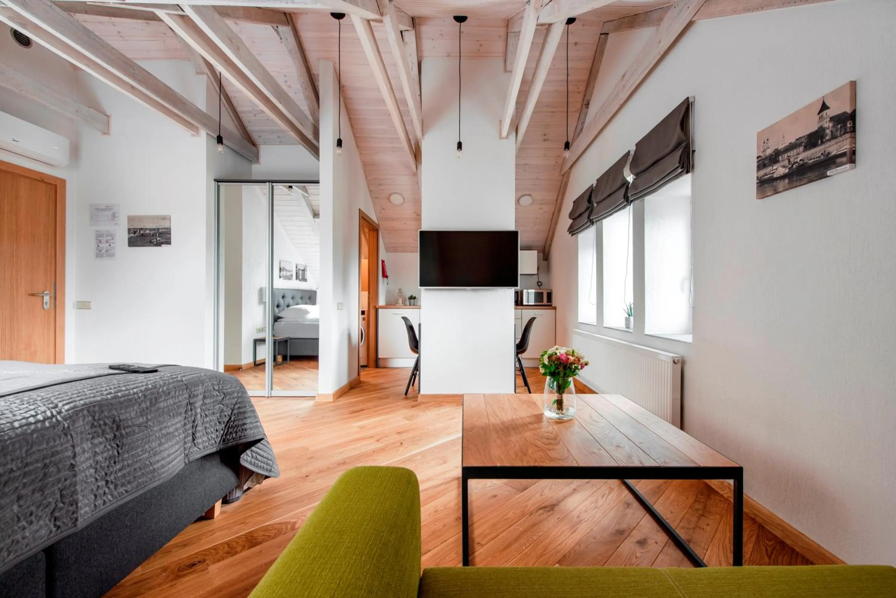 TV and multimedia in Piano Apartments